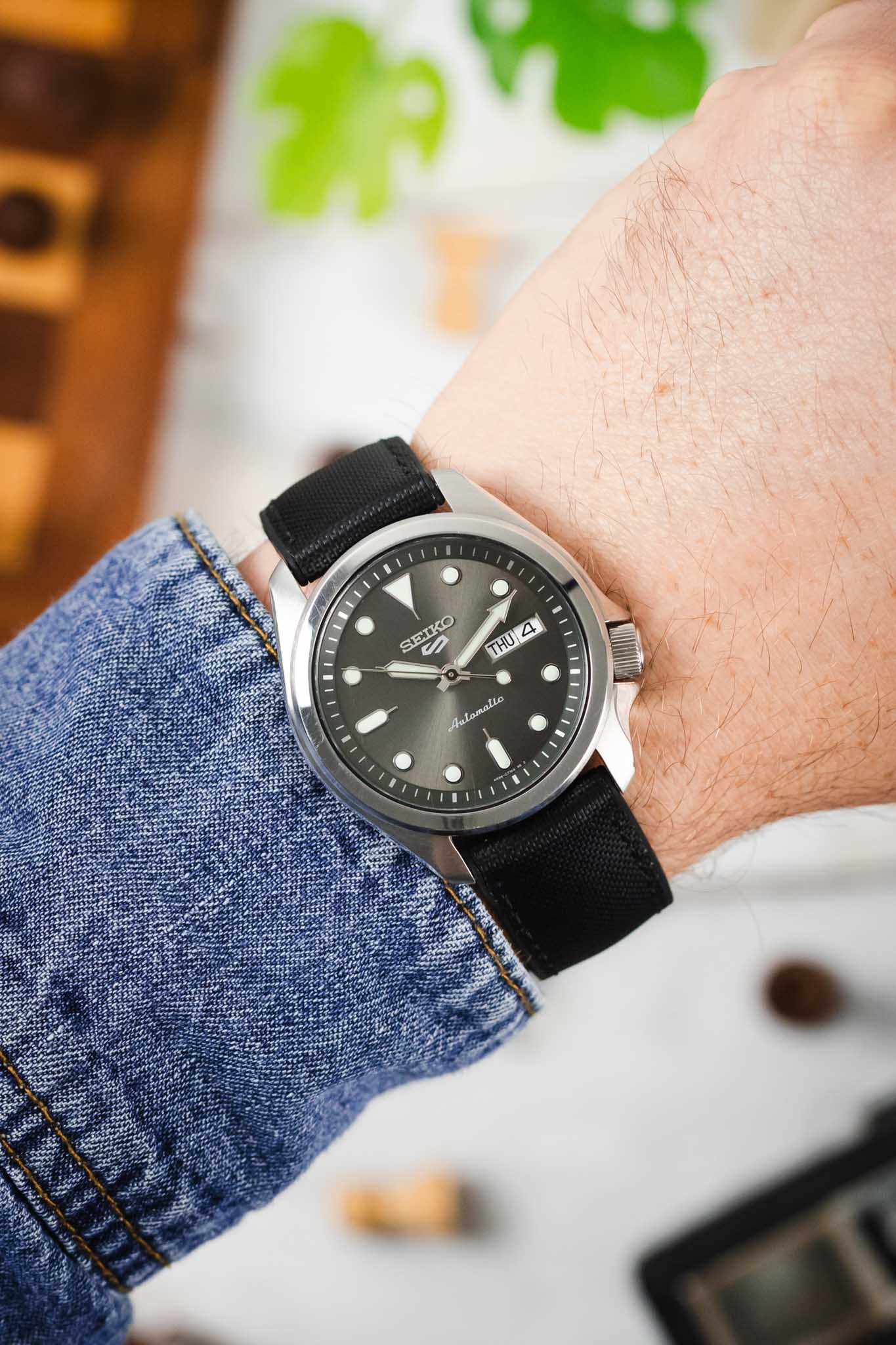 Artem Straps HydroFlex™ Black Hybrid FKM Rubber Watch Strap with Black Stitching - Image 2