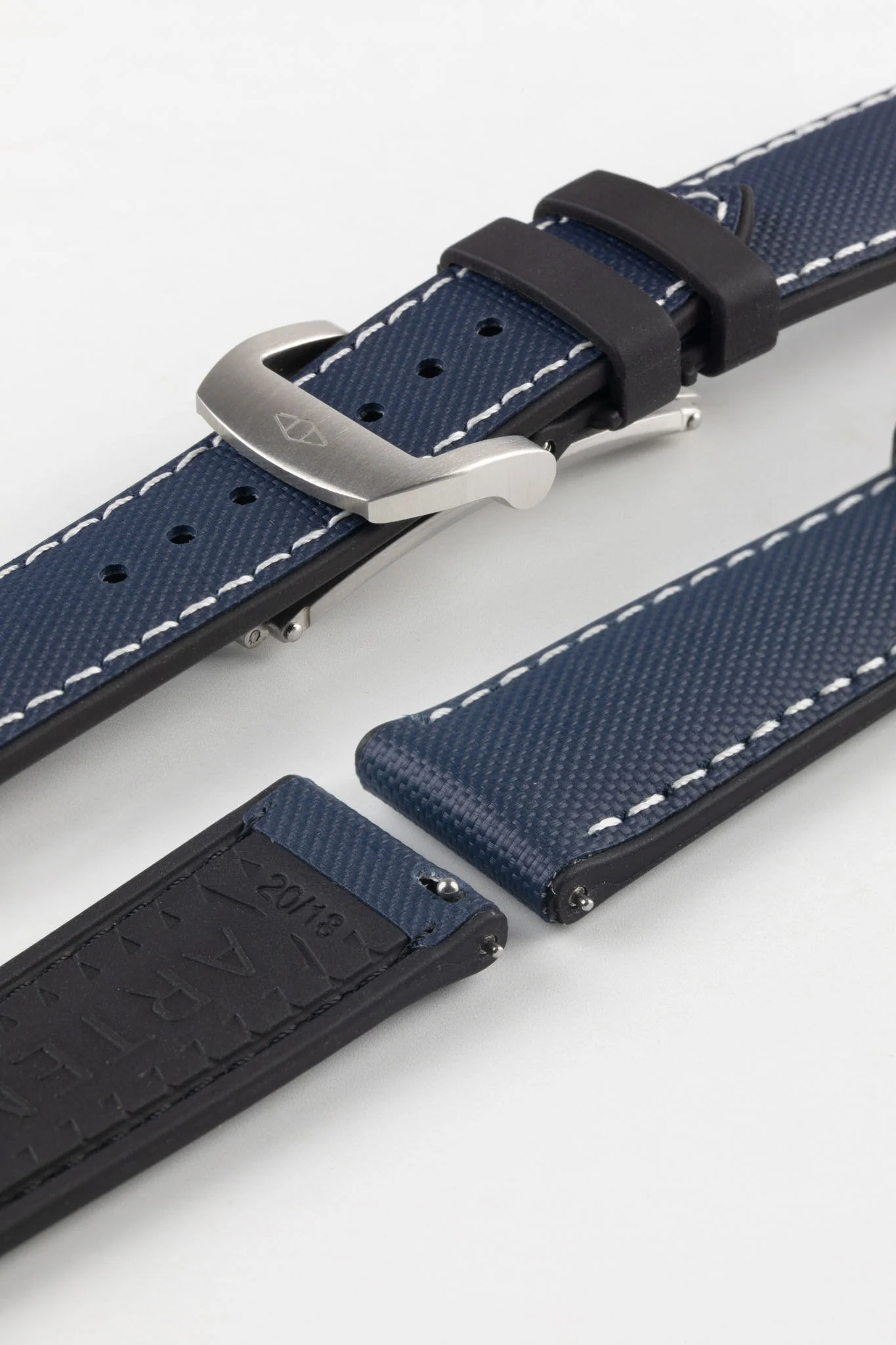 Artem Straps HydroFlex™ Navy Hybrid FKM Rubber Watch Strap with White Stitching - Image 10