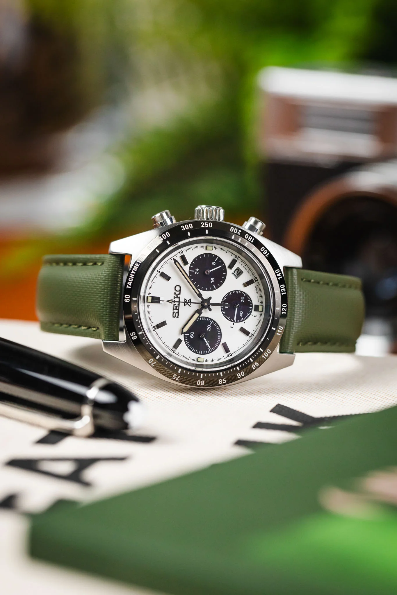 Artem Straps Loop-less™ Green Sailcloth Watch Strap with Green Stitching - Image 4