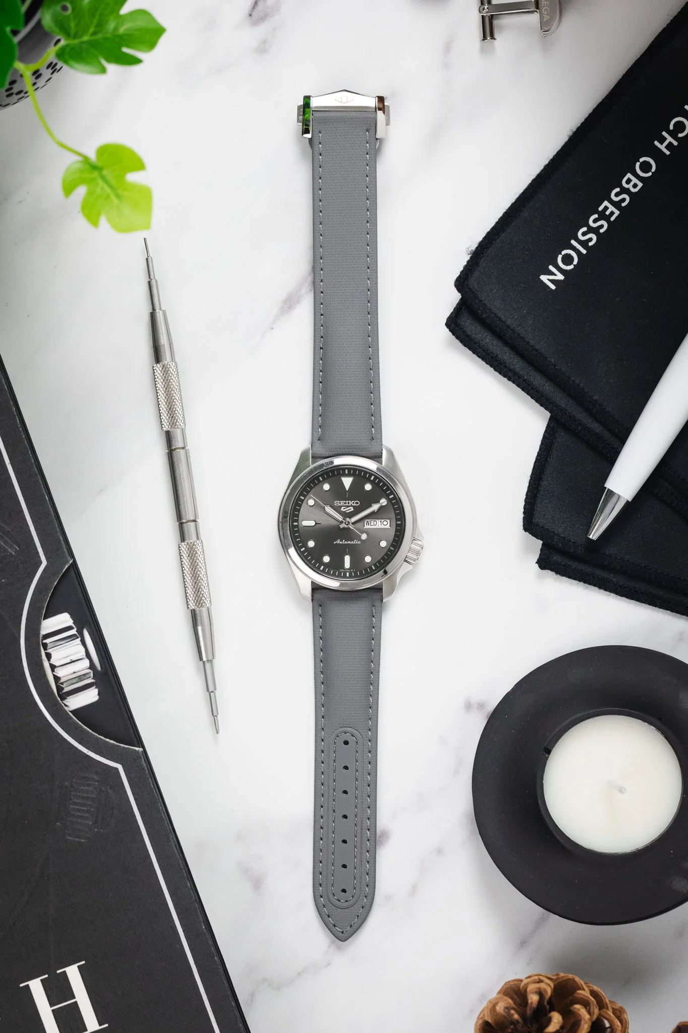 Artem Straps Loop-less™ Grey Sailcloth Watch Strap - Image 8