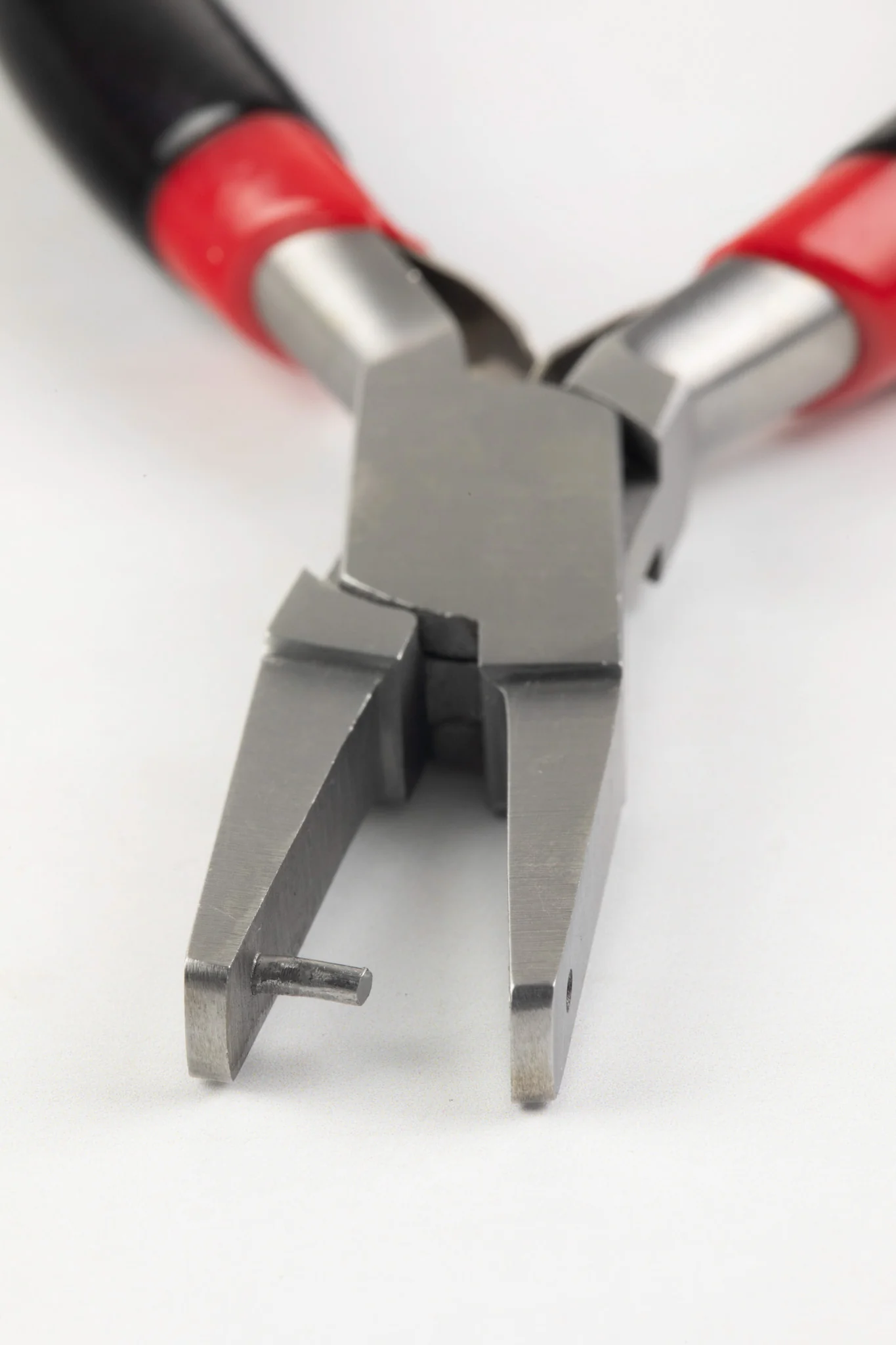 BECO TECHNIC Watch Strap Hole Punch Pliers - 1.5mm - Image 3