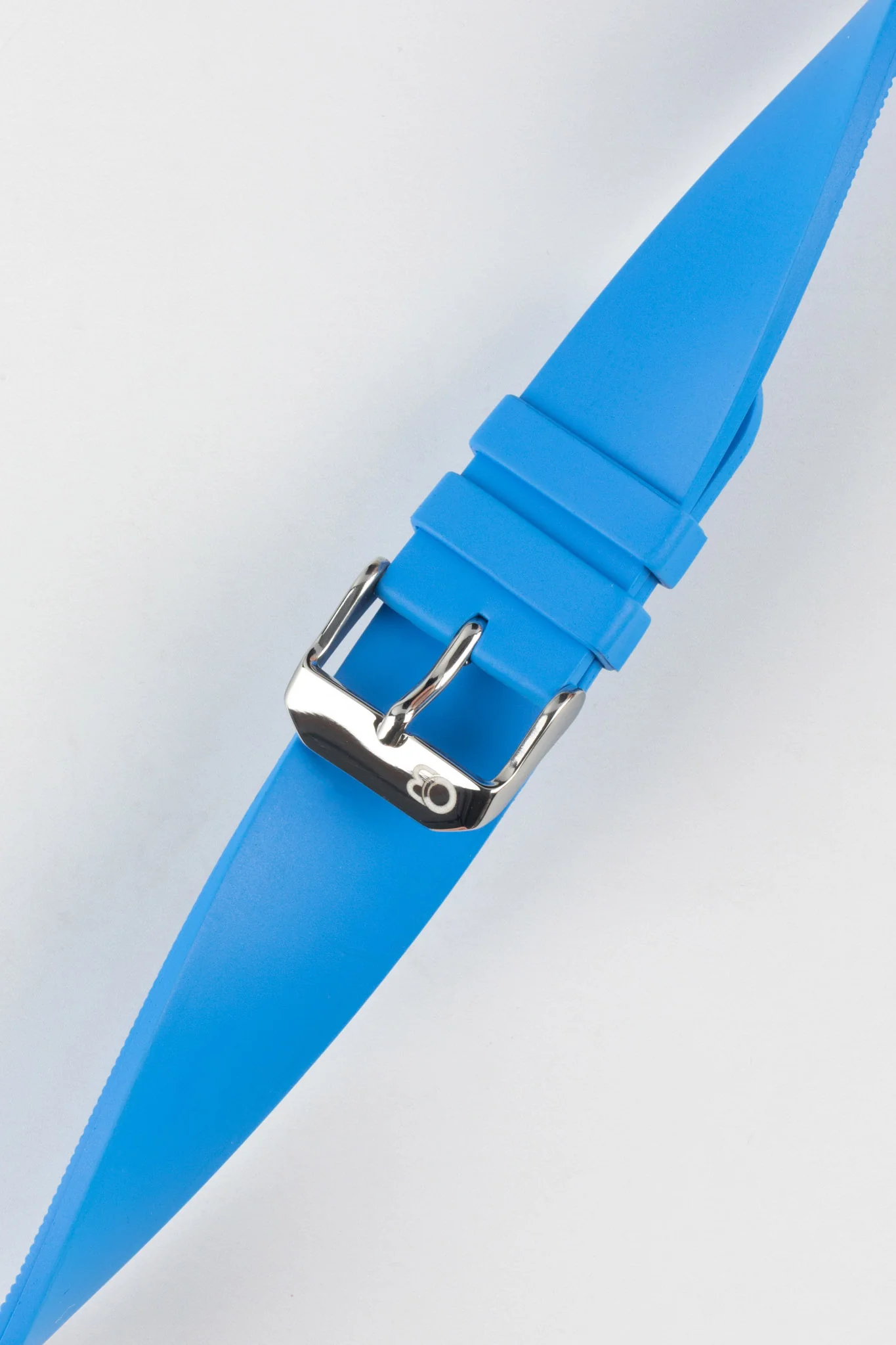 Bonetto Cinturini 270 Self-Punch Rubber Watch Strap in AZURE BLUE - Image 5