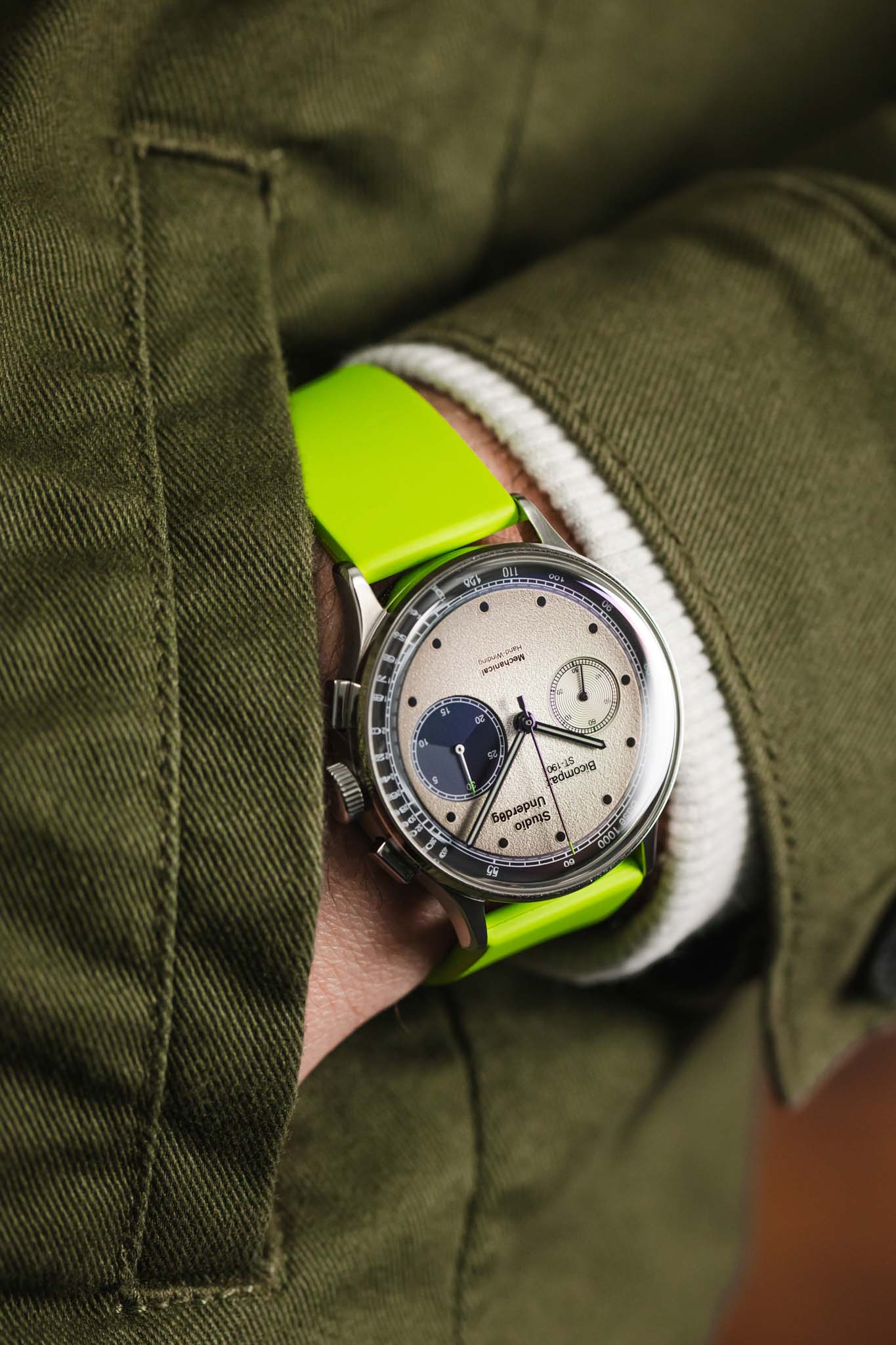 Bonetto Cinturini 270 Self-Punch Rubber Watch Strap in LIME GREEN - Image 6