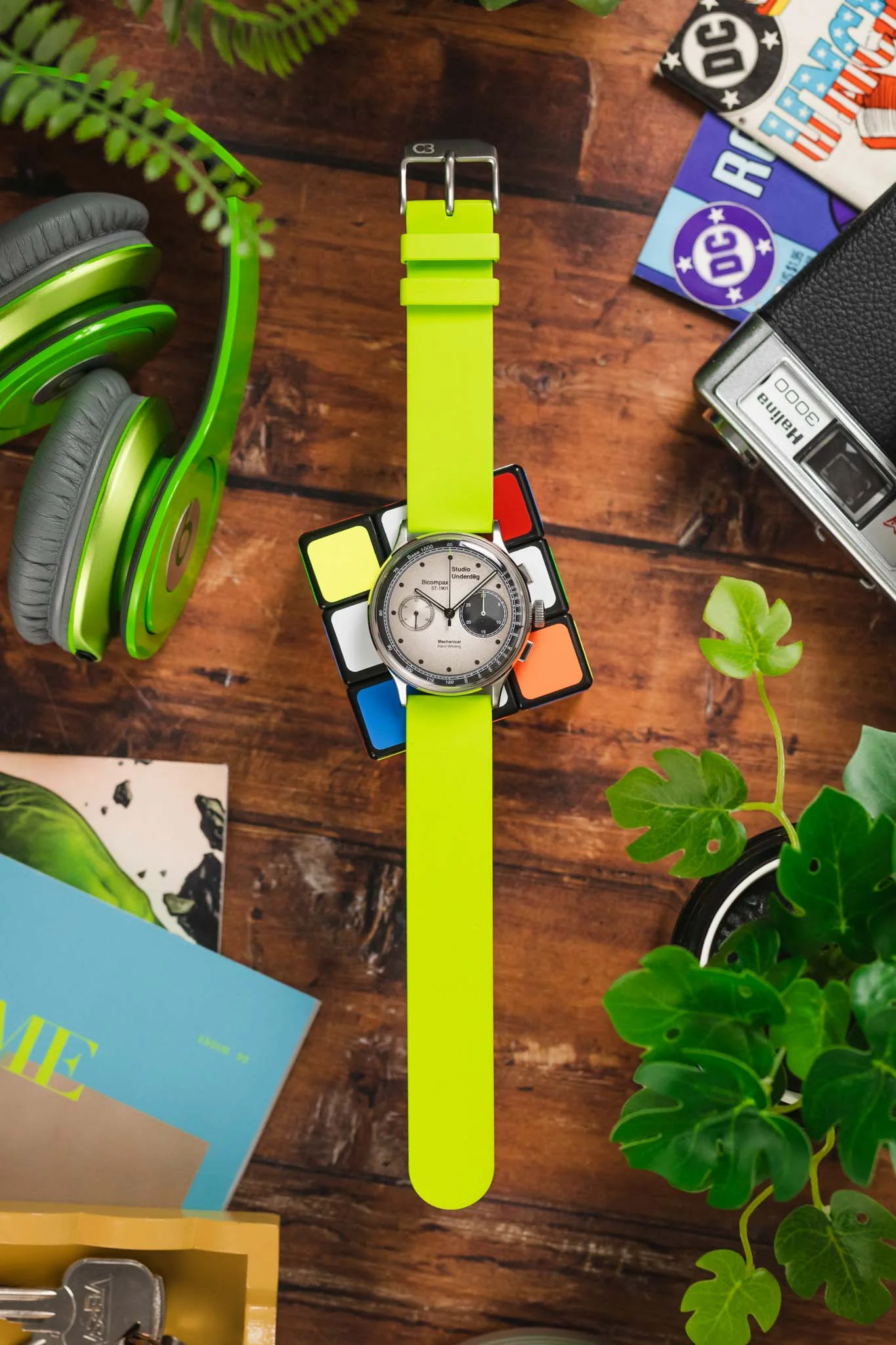 Bonetto Cinturini 270 Self-Punch Rubber Watch Strap in LIME GREEN - Image 9