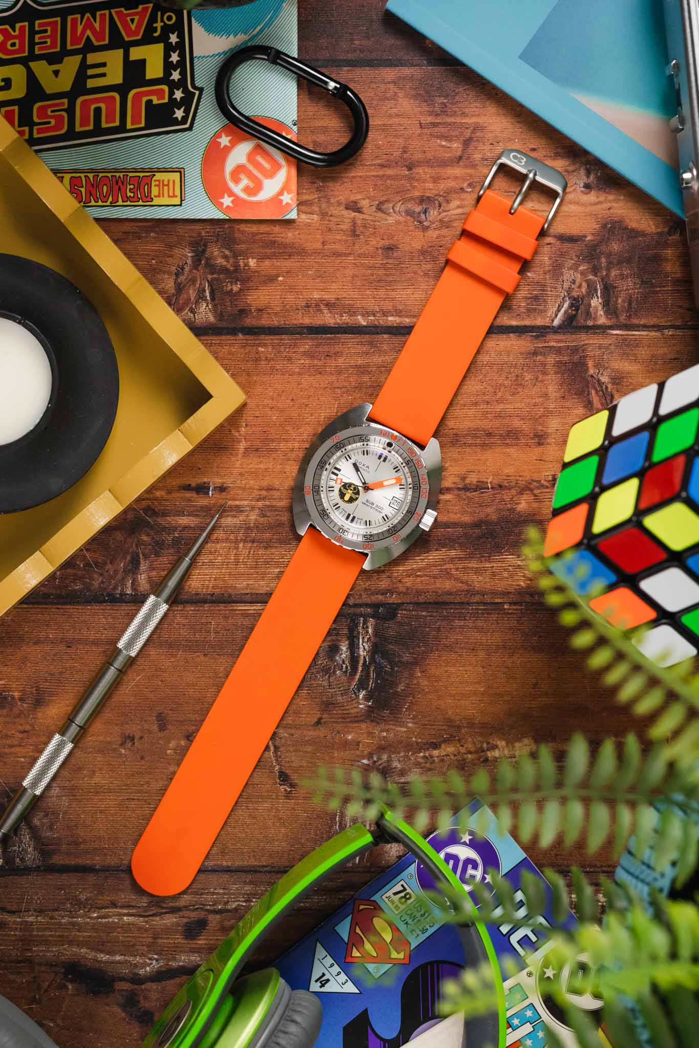 Bonetto Cinturini 270 Self-Punch Rubber Watch Strap in ORANGE - Image 9
