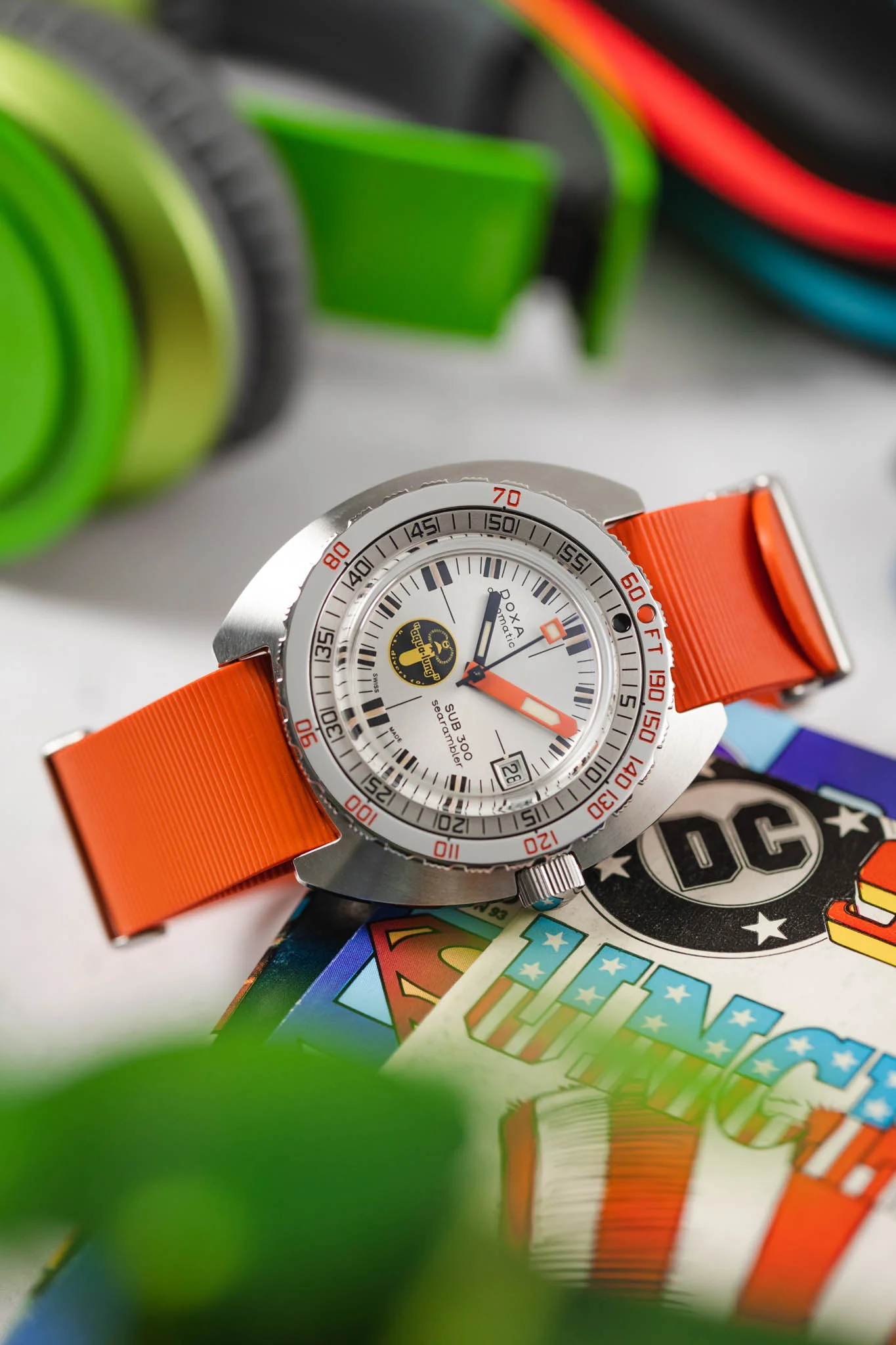 Bonetto Cinturini 328 Premium Rubber One-Piece Watch Strap in ORANGE - Image 4