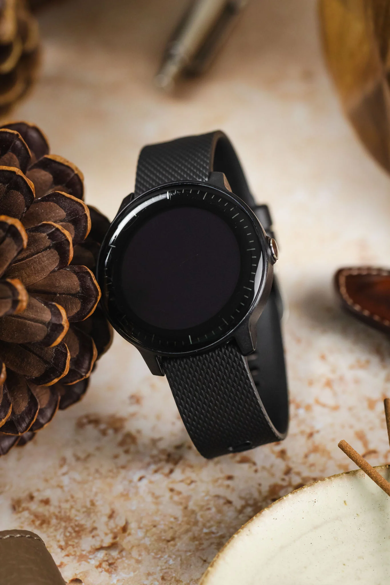 Bonetto Cinturini 330 Wide-Tang Parallel Rubber Watch Strap in BLACK - Image 4