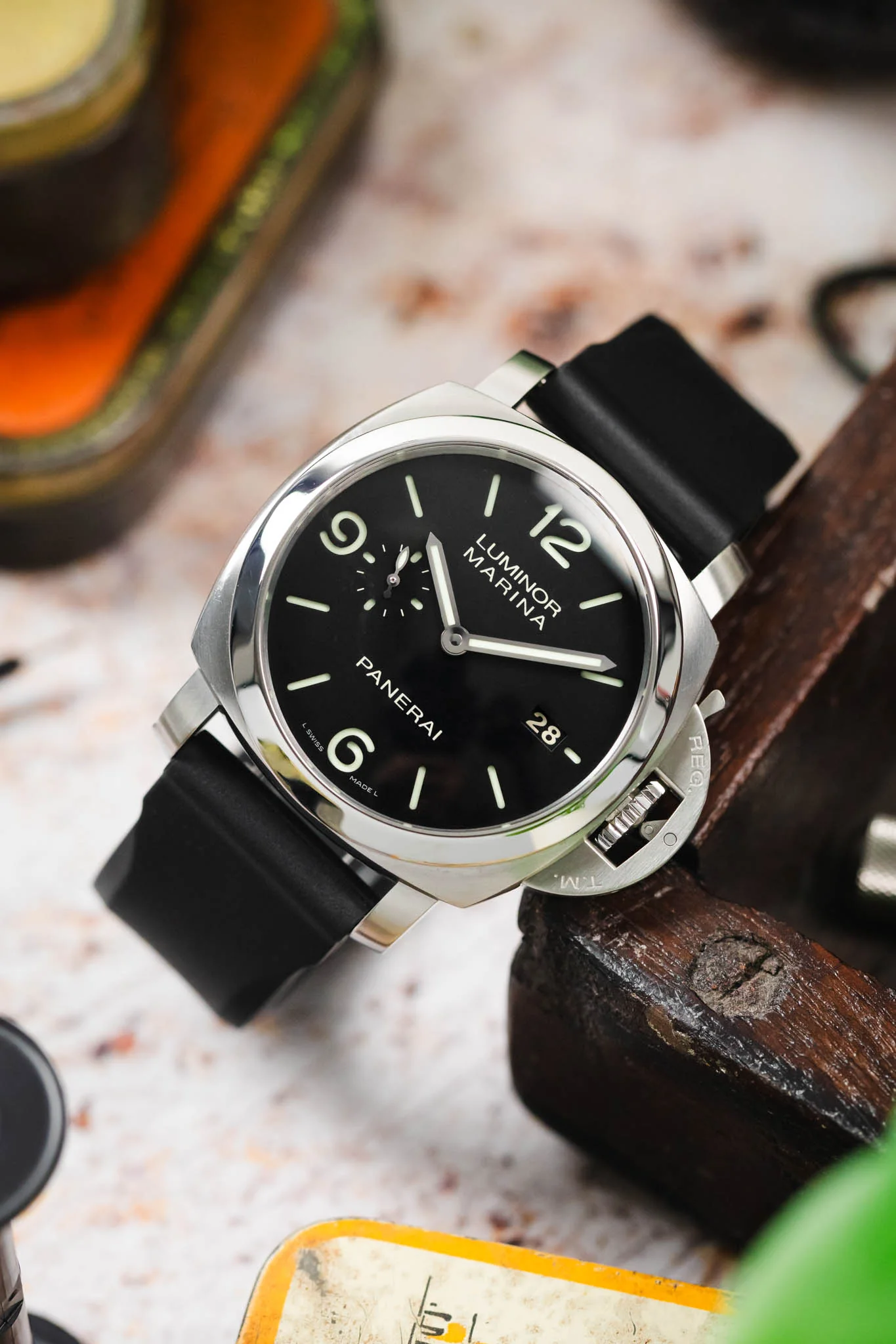 Bonetto Cinturini 317 Premium Rubber Watch Strap in BLACK - Image 3