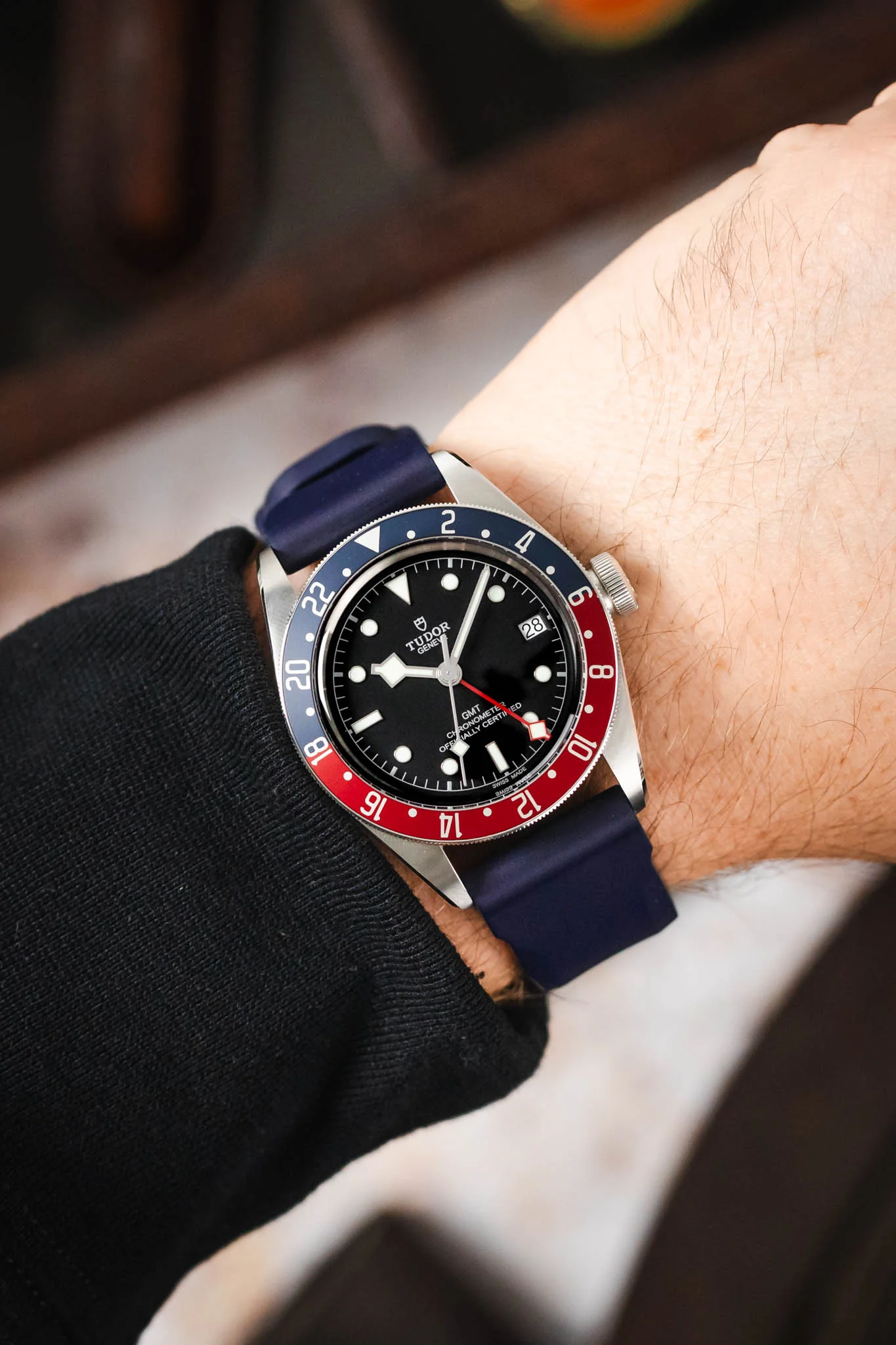 Bonetto Cinturini 317 Premium Rubber Watch Strap in DARK BLUE - Image 2