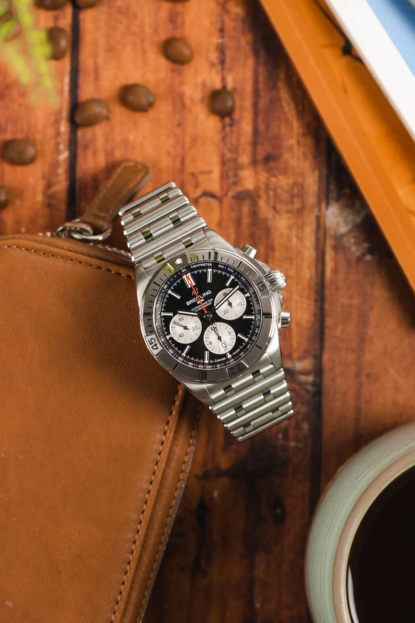 BREITLING Chronomat B01 42 - Black - Image 10