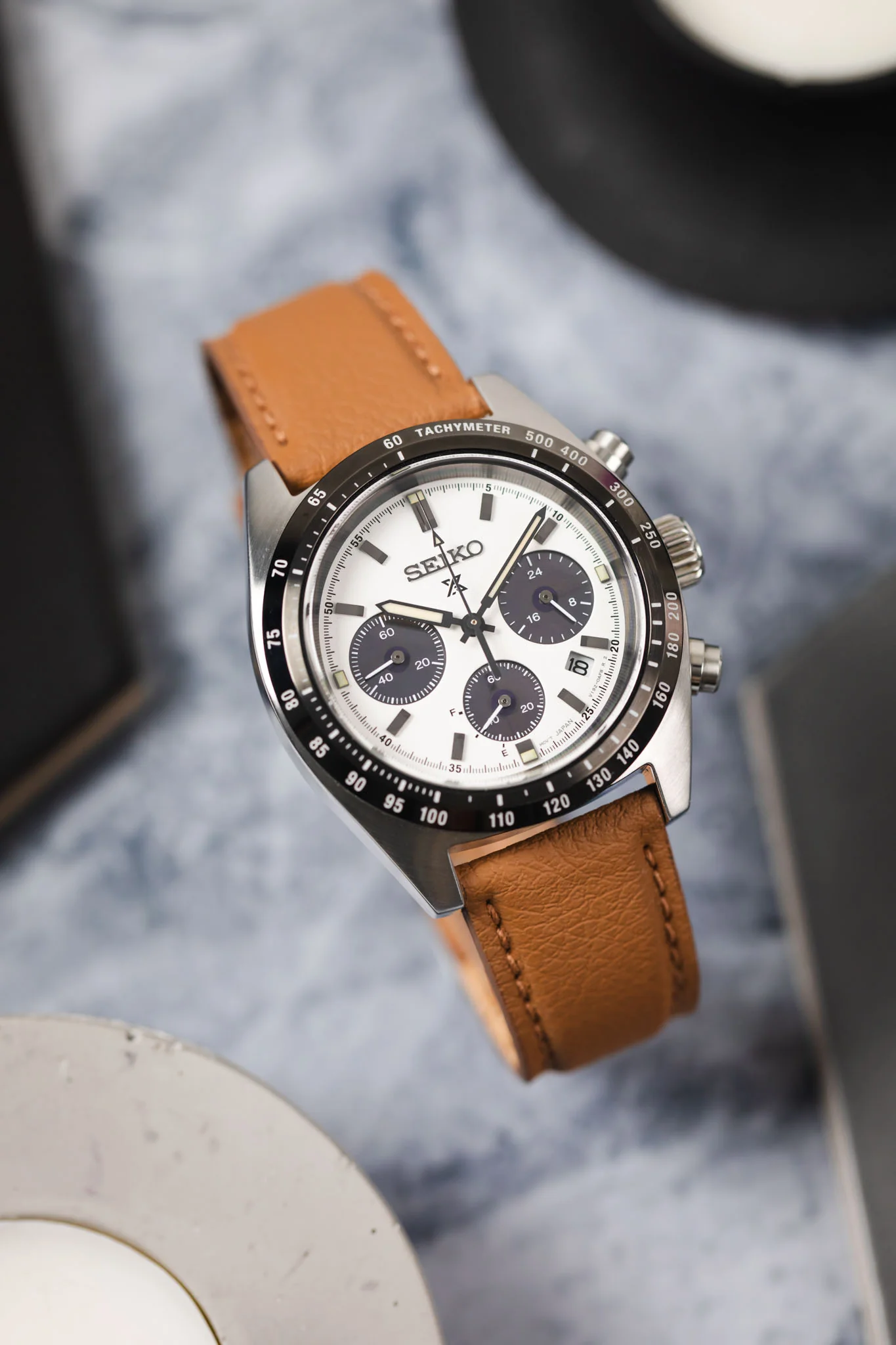 Classic Apple Fibre Watch Strap in Grained Cognac - Image 4
