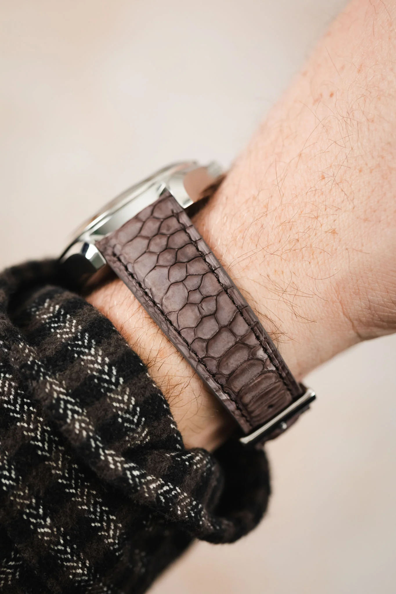 Classic Gallo Leather Watch Strap in Matte Vintage Brown - Image 6