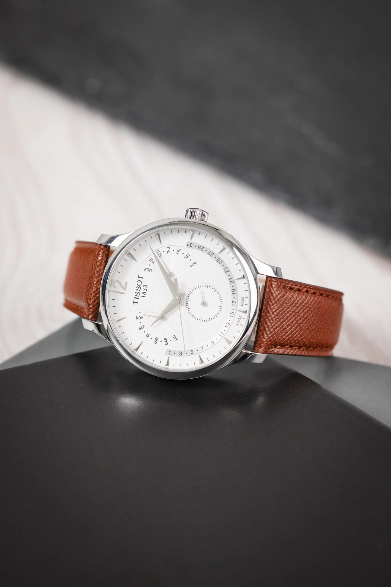 Classic Saffiano Leather Watch Strap in Cognac - Image 4