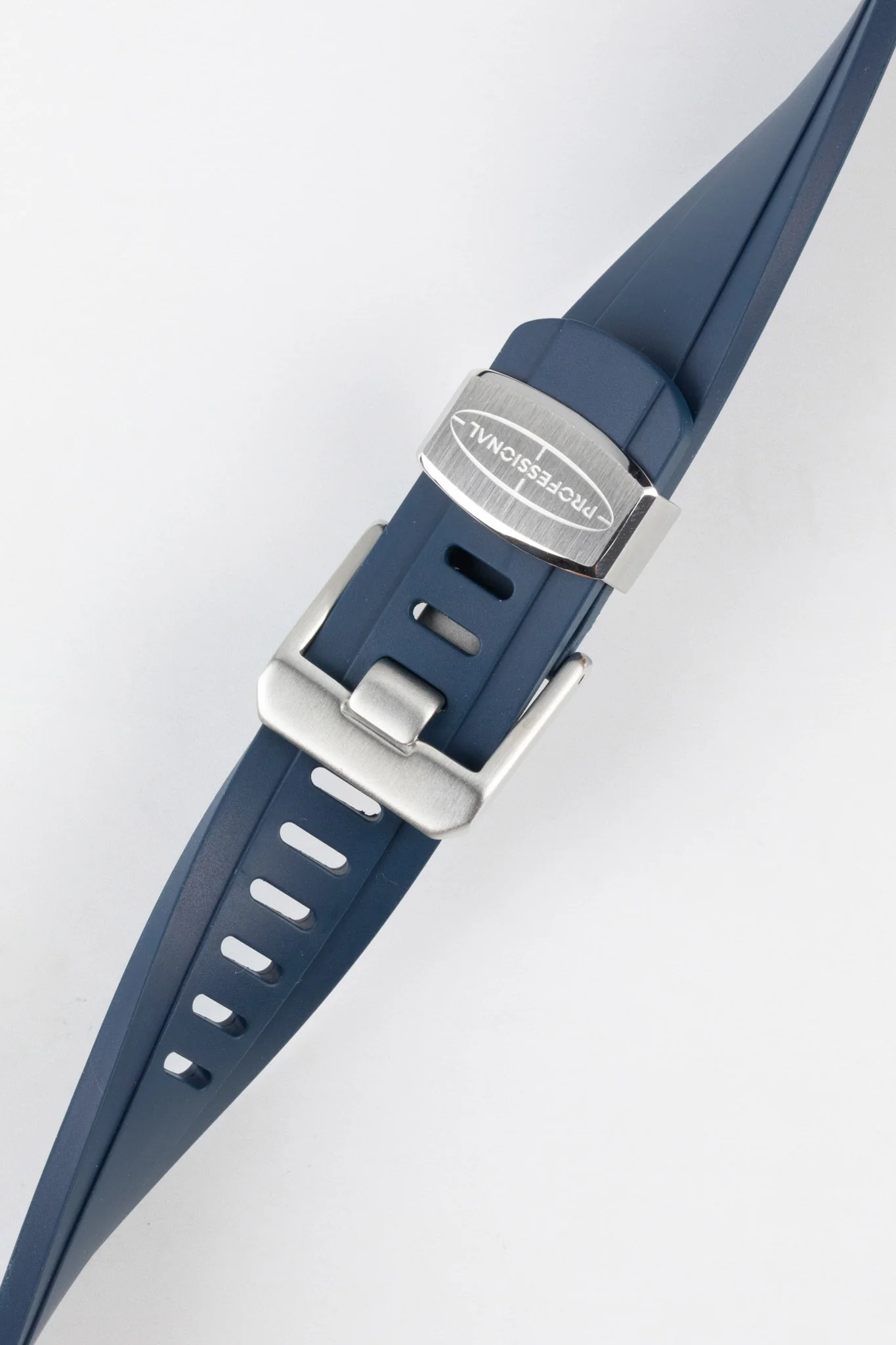 CRAFTER BLUE CB10-F FKM Rubber Watch Strap for Seiko SKX & 5 Sports Series – NAVY BLUE with Rubber & Steel Keepers - Image 5