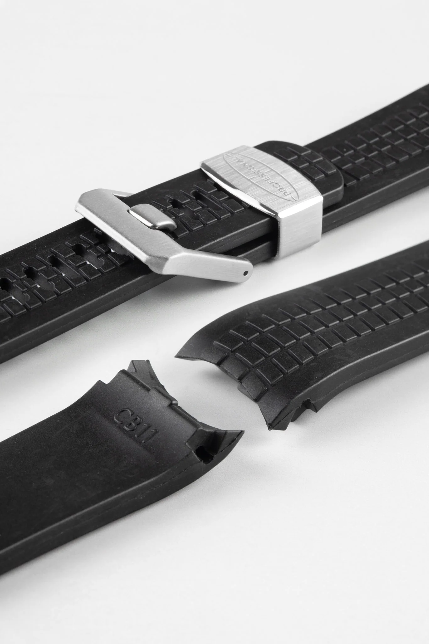 CRAFTER BLUE CB11 'Aquanaut' Rubber Watch Strap for Seiko 5 Sports Series – BLACK - Image 4