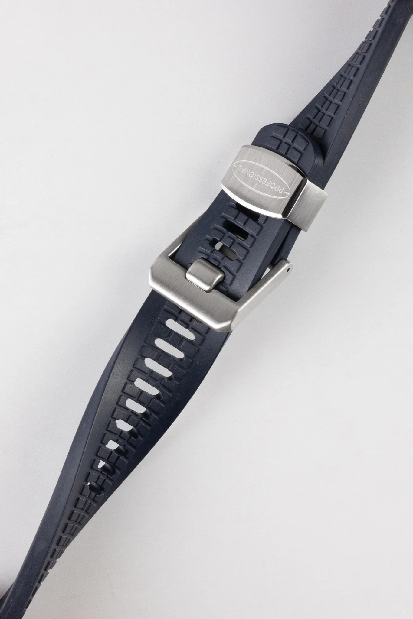 CRAFTER BLUE CB11 'Aquanaut' Rubber Watch Strap for Seiko SKX Series – DARK BLUE - Image 5