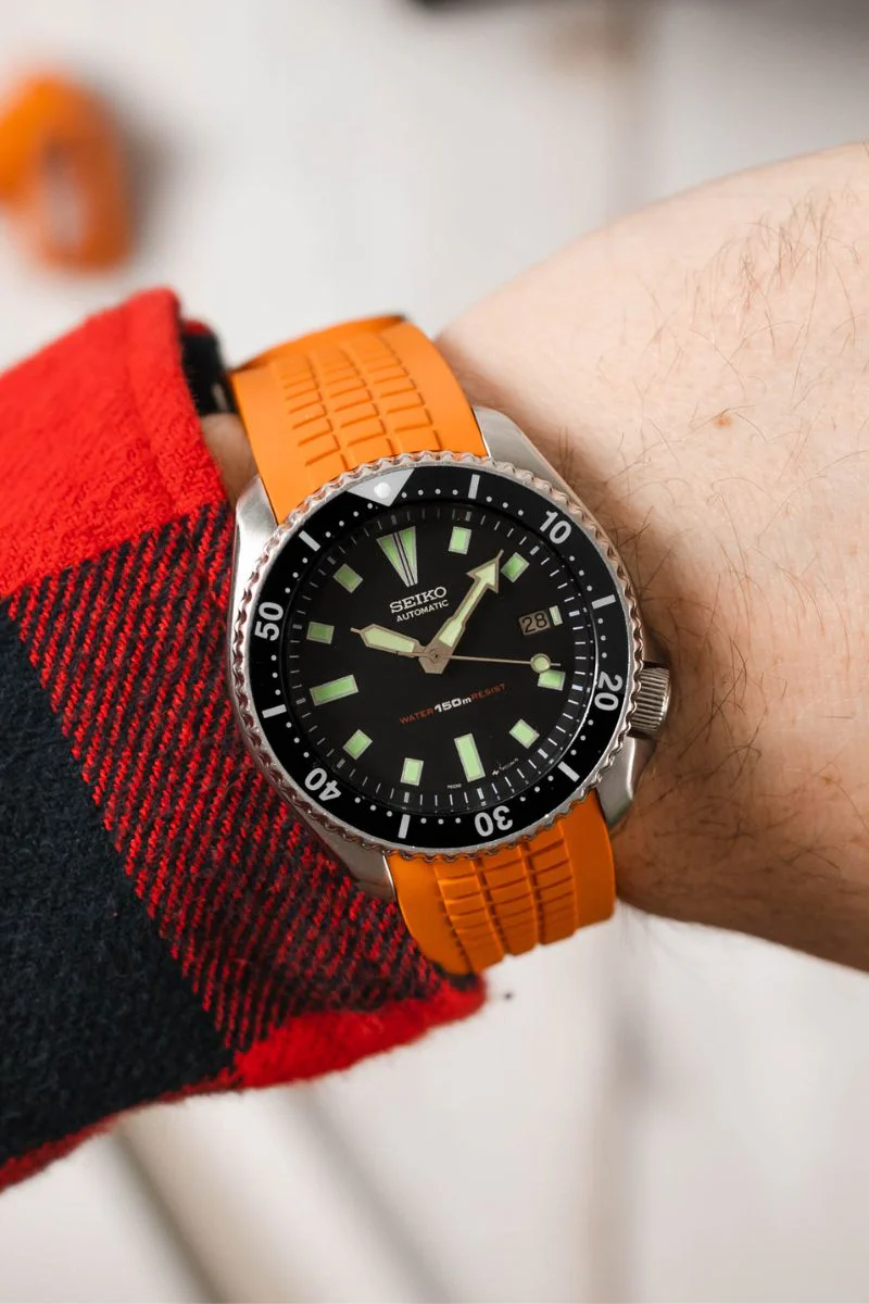 CRAFTER BLUE CB11 'Aquanaut' Rubber Watch Strap for Seiko SKX Series – ORANGE - Image 2