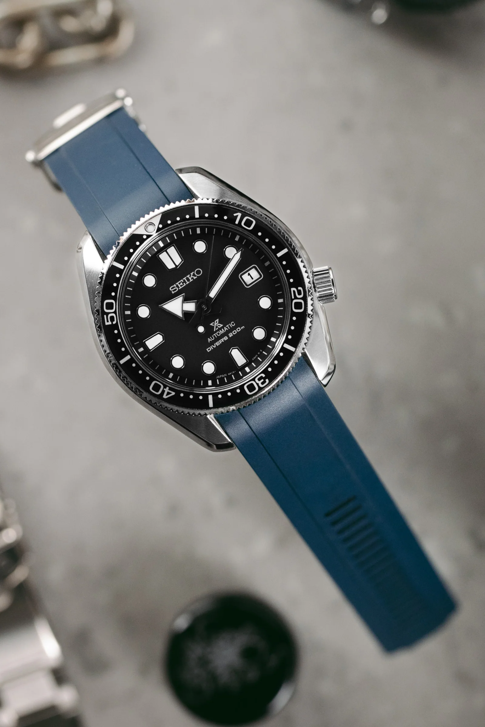 CRAFTER BLUE CB13 Rubber Watch Strap for Seiko Mini Turtle Series – NAVY with Rubber Keepers - Image 2