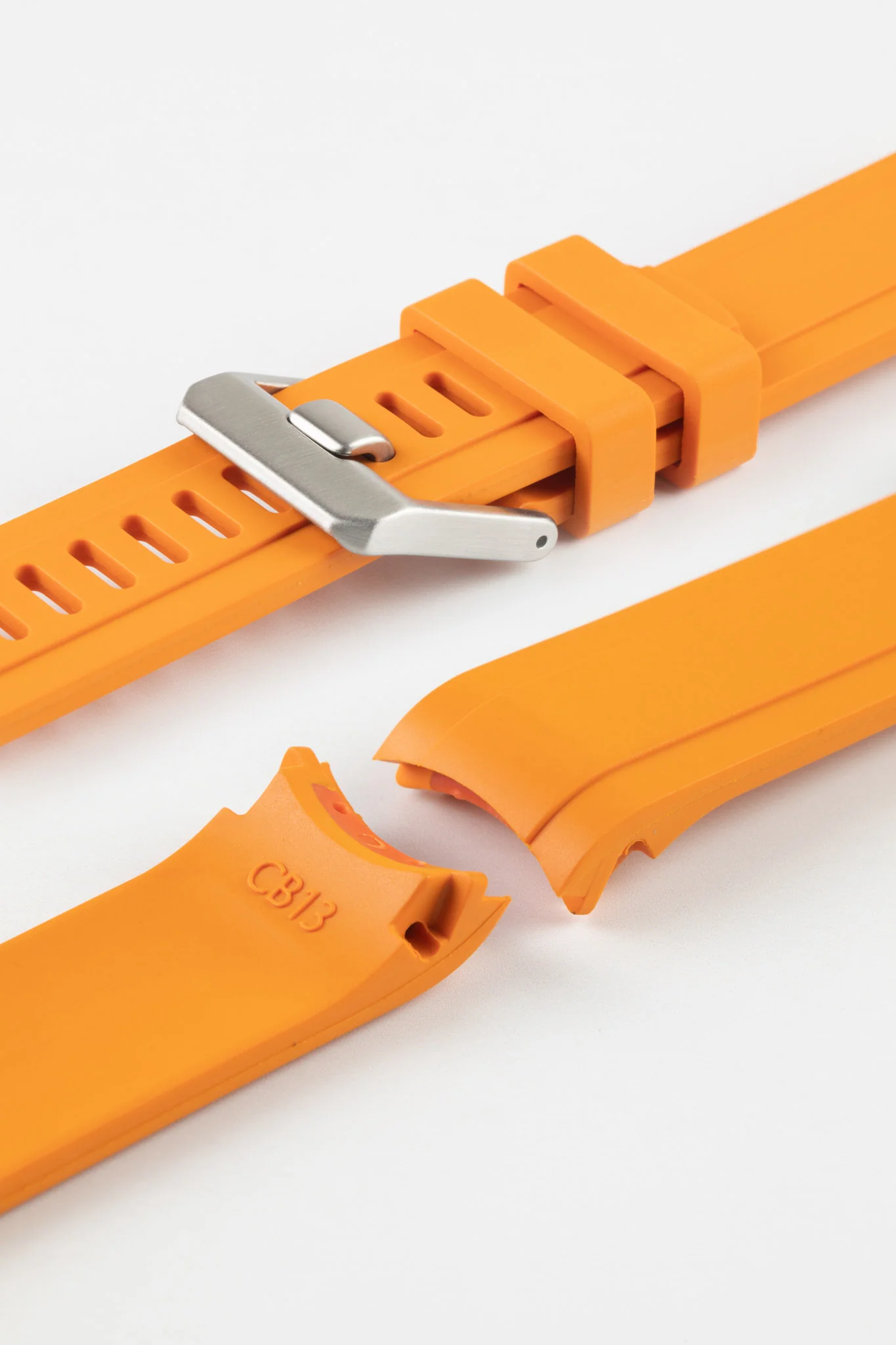 CRAFTER BLUE CB13 Rubber Watch Strap for Seiko MM200 Series – ORANGE with Rubber Keepers - Image 6
