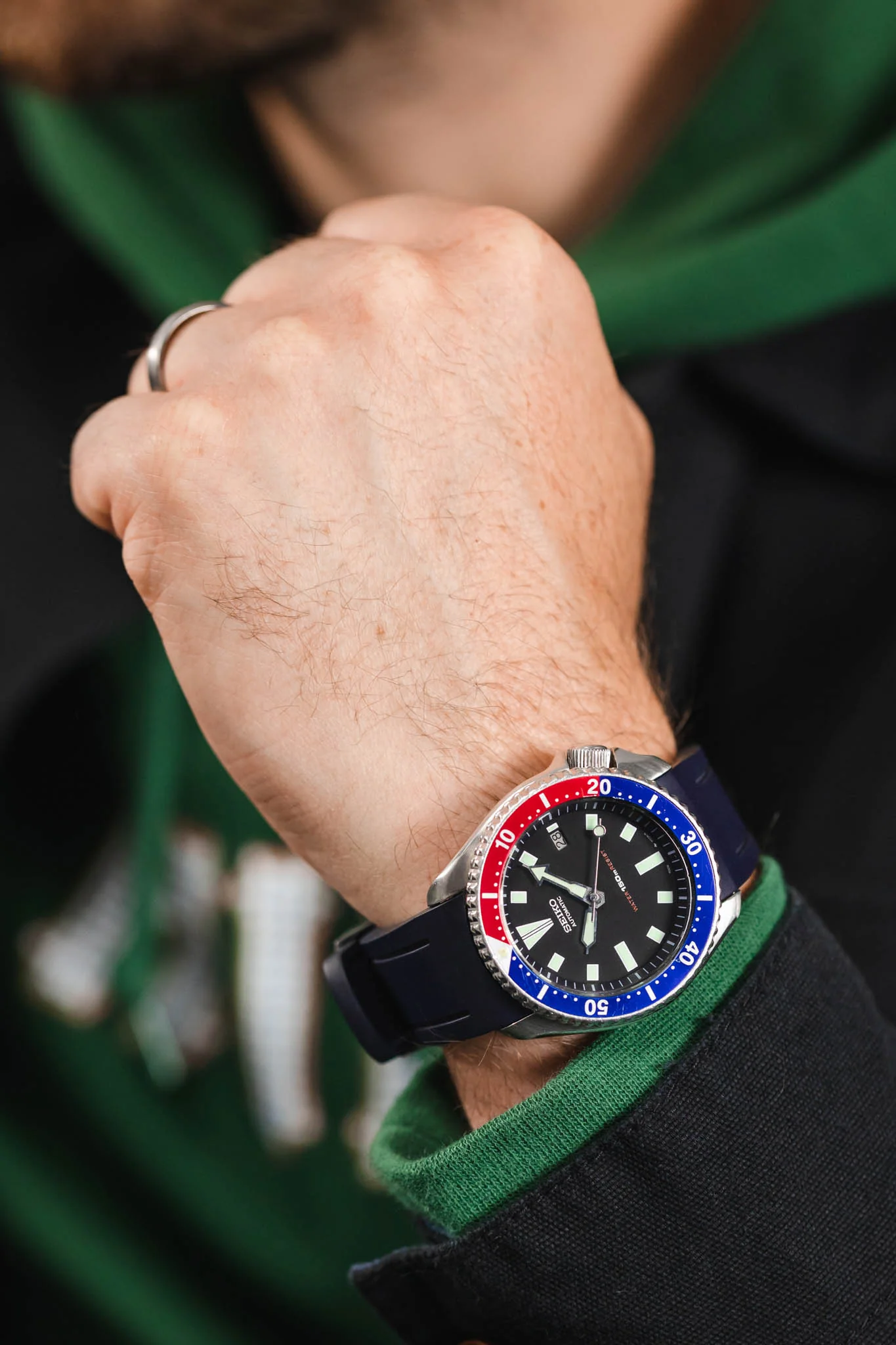 CRAFTER BLUE CB05 Rubber Watch Strap for Seiko SKX Series – NAVY BLUE with Steel Keeper - Image 6