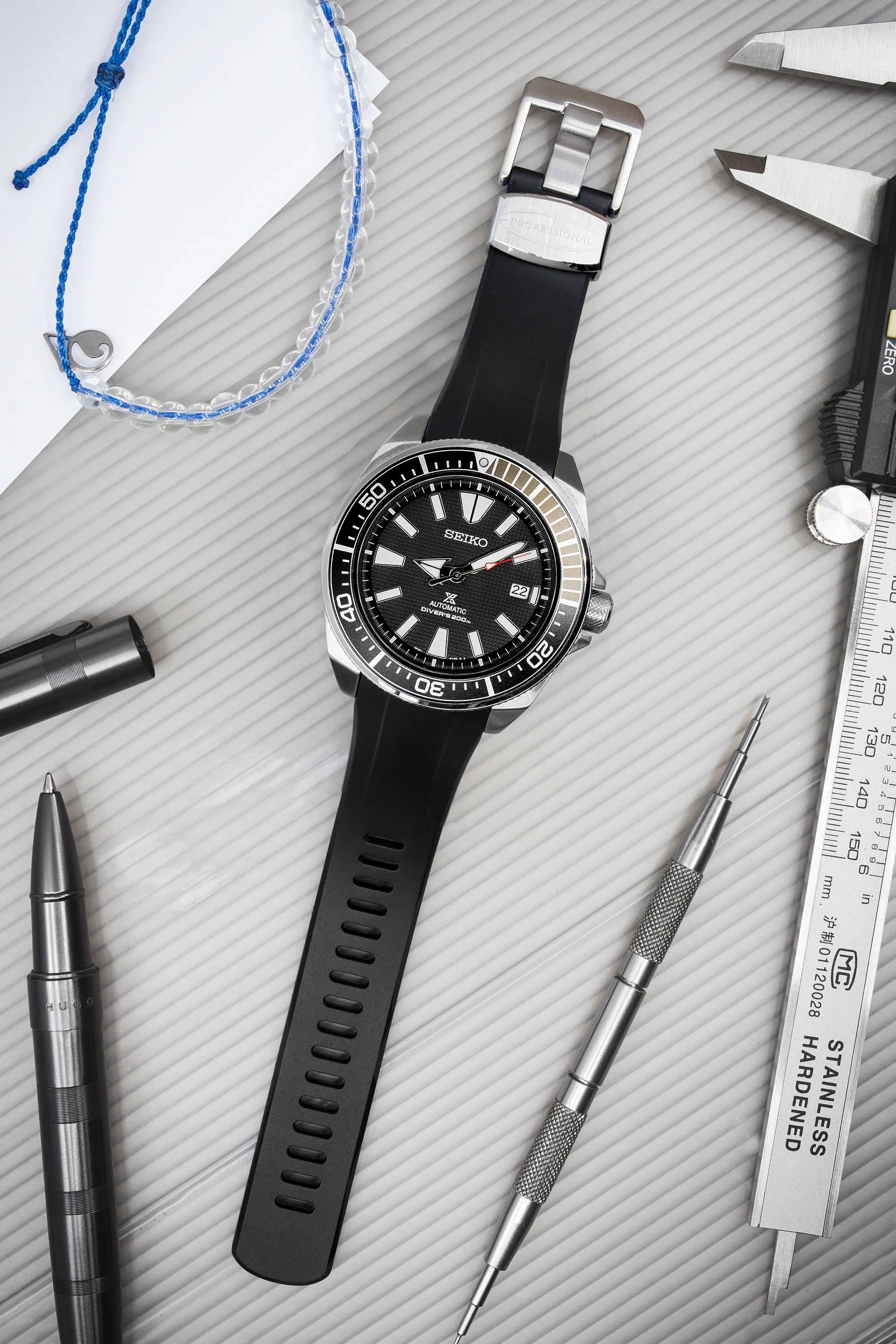 CRAFTER BLUE CB09 Rubber Watch Strap for Seiko "New" Samurai Series – BLACK & BLUE - Image 2