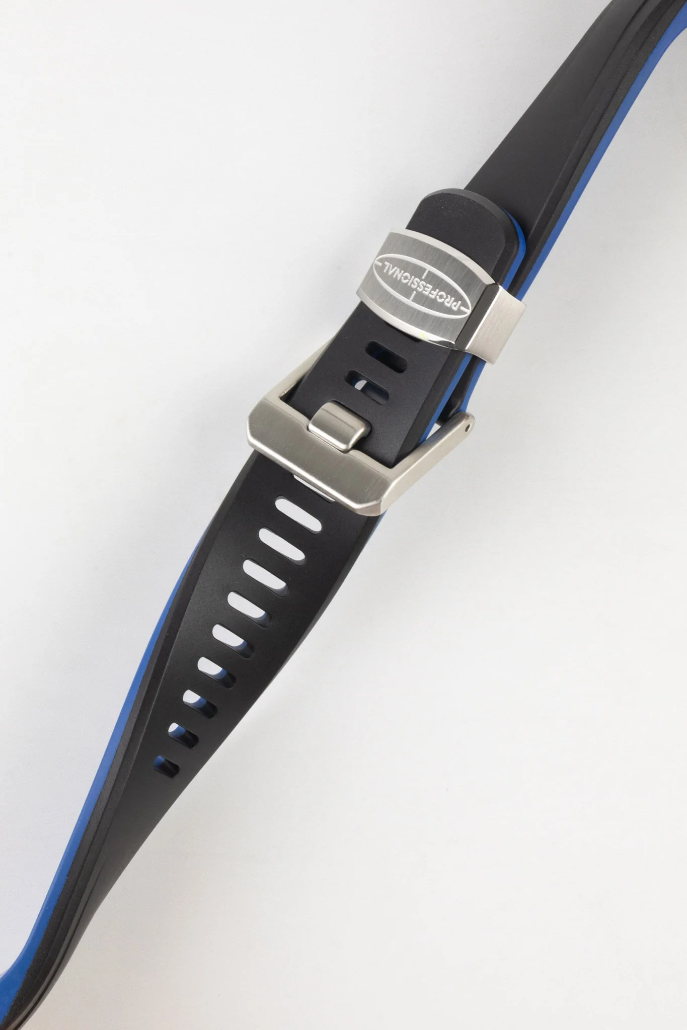 CRAFTER BLUE CB09 Rubber Watch Strap for Seiko "New" Samurai Series – BLACK & BLUE - Image 5