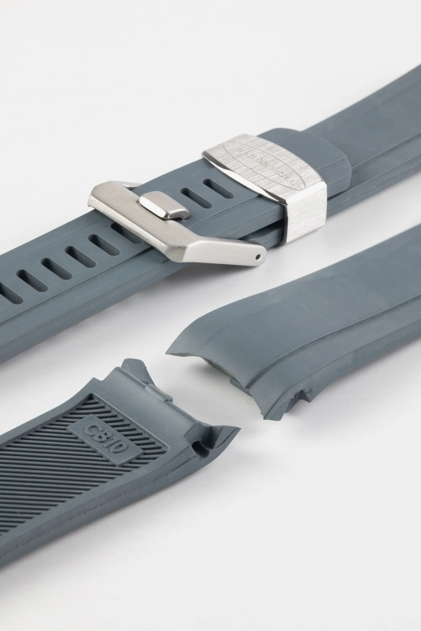 CRAFTER BLUE CB10 Rubber Watch Strap for Seiko SKX Series – GREY with Rubber & Steel Keepers - Image 5