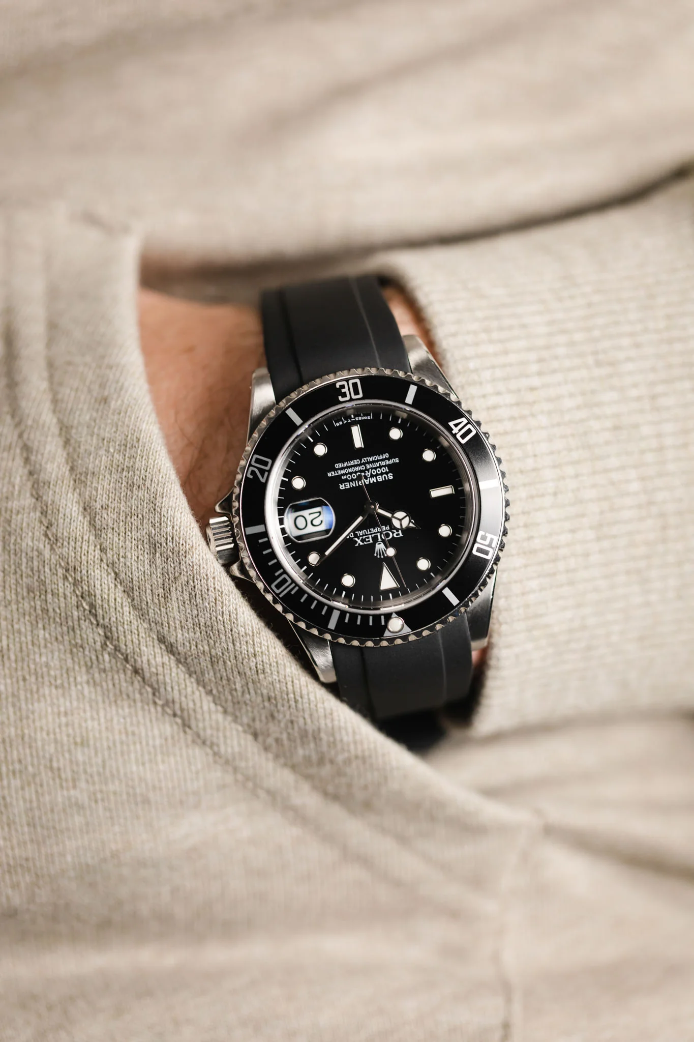 CRAFTER BLUE RX01 Rubber Watch Strap for Rolex Watches – BLACK - Image 5