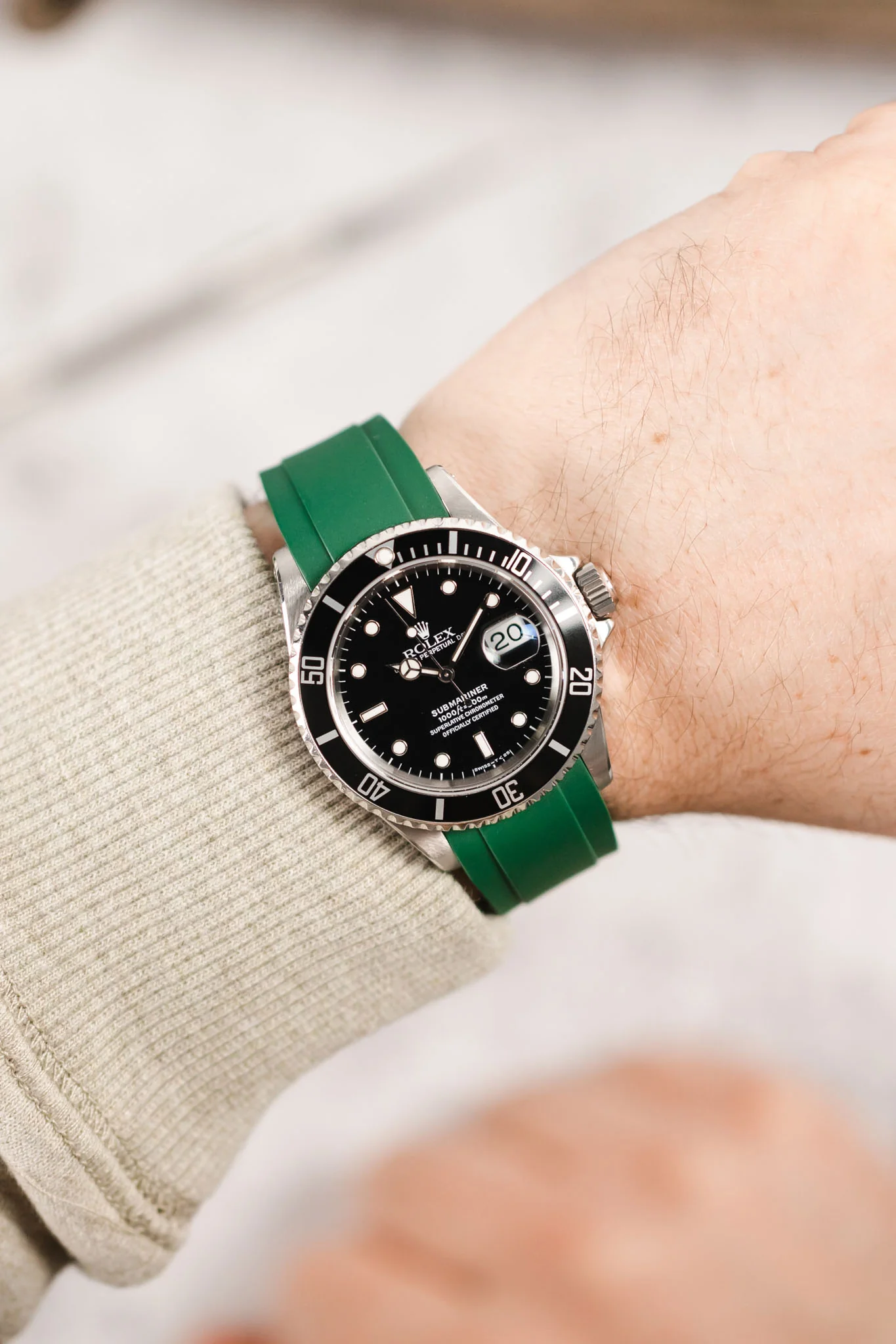 CRAFTER BLUE RX01 Rubber Watch Strap for Rolex Watches – GREEN - Image 2