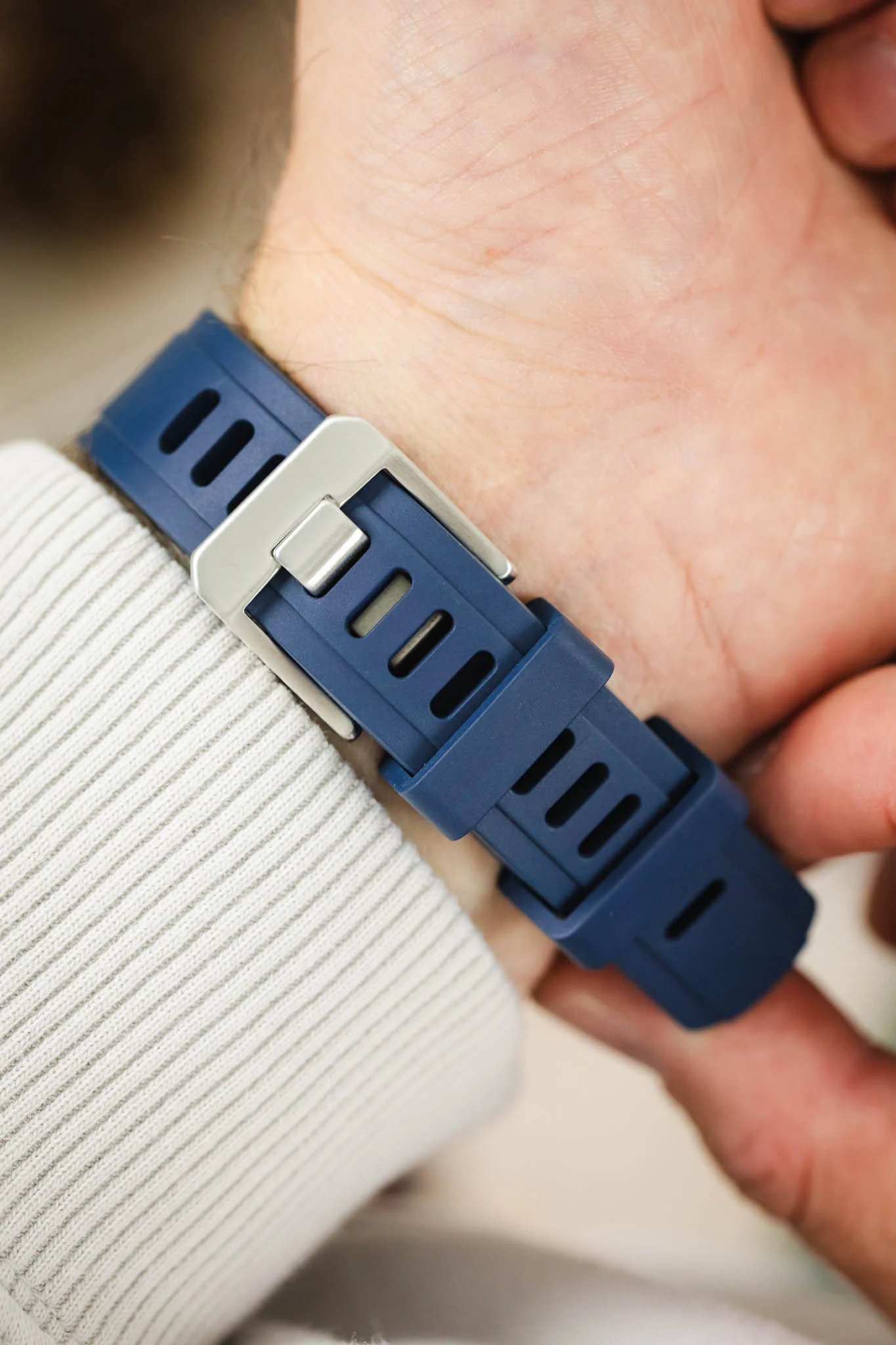 CRAFTER BLUE TD03 Rubber Watch Strap for Tudor Black Bay 58 Series – BLUE - Image 6