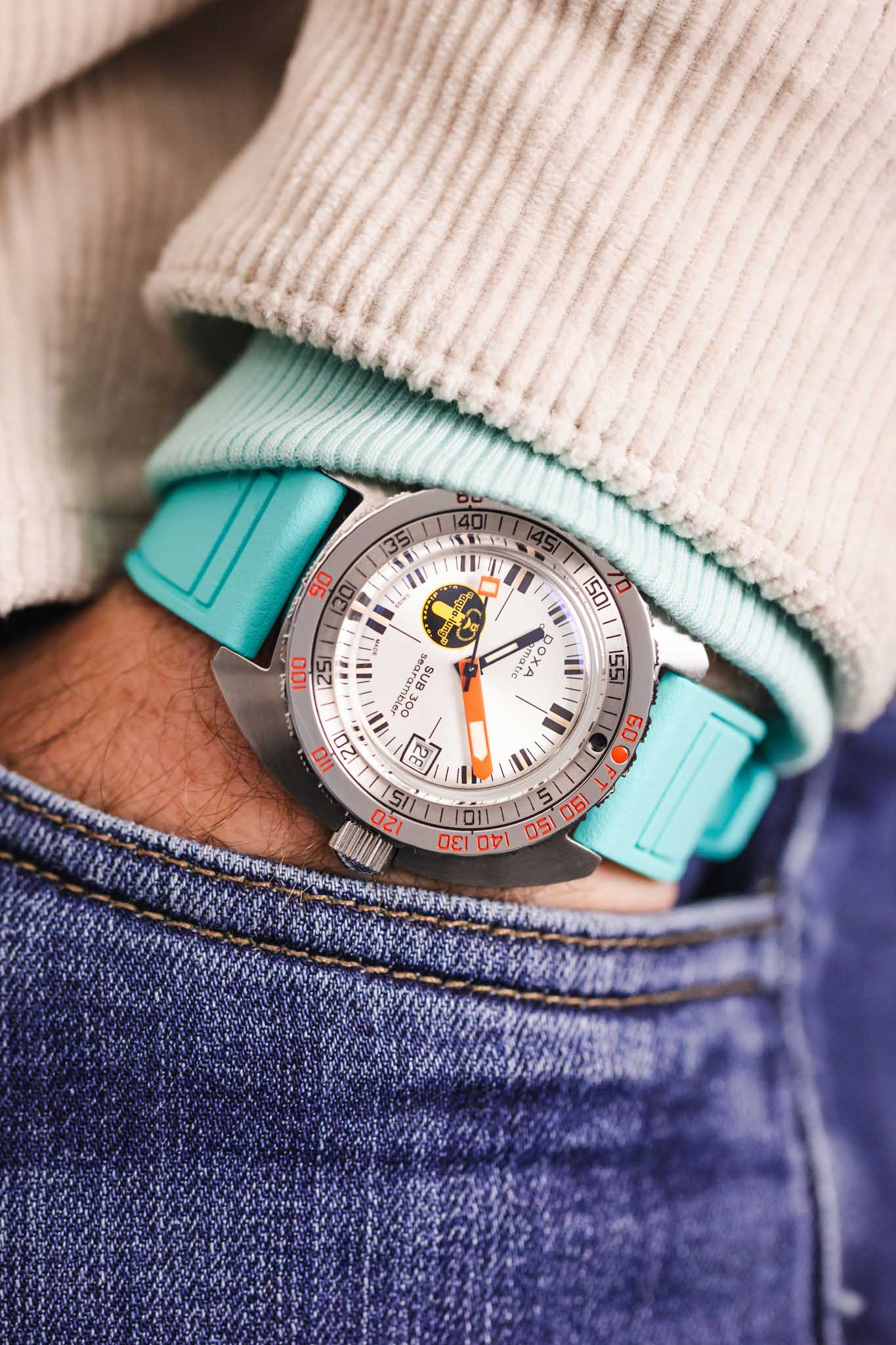 CRAFTER BLUE UX07 Turquoise FKM Rubber Watch Strap - Image 6