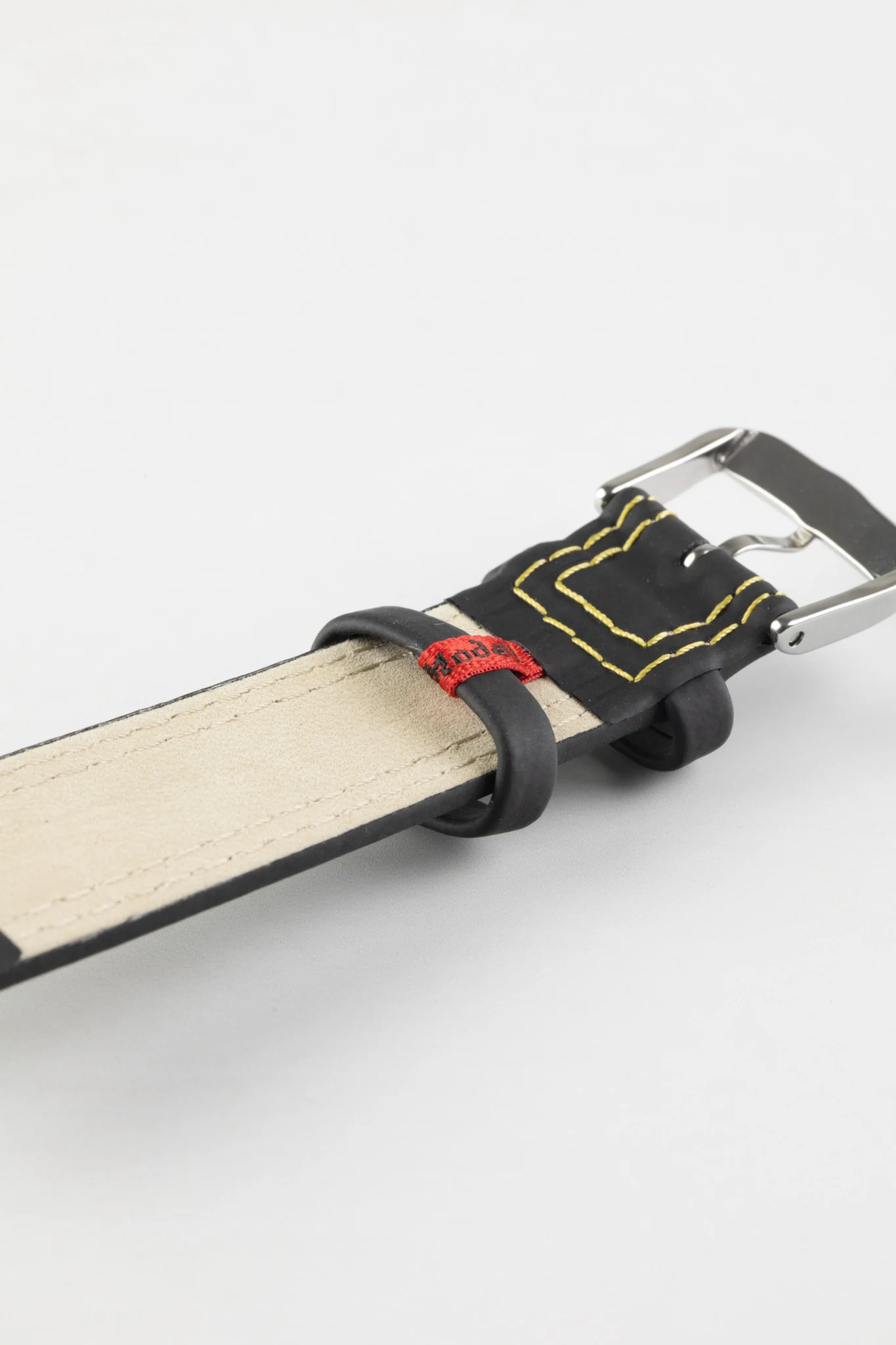 Di-Modell COLORADO Rubber-Coated Leather Watch Strap in BLACK with YELLOW Stitch - Image 6