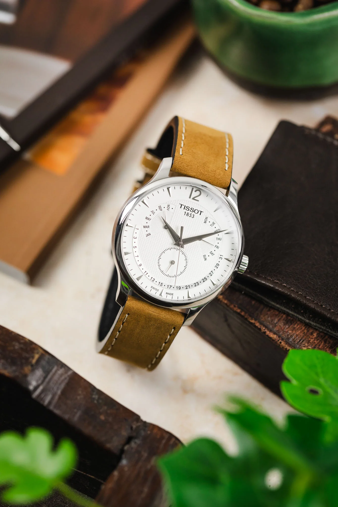 Di-Modell NEVADA Leather Watch Strap in GOLD BROWN - Image 4