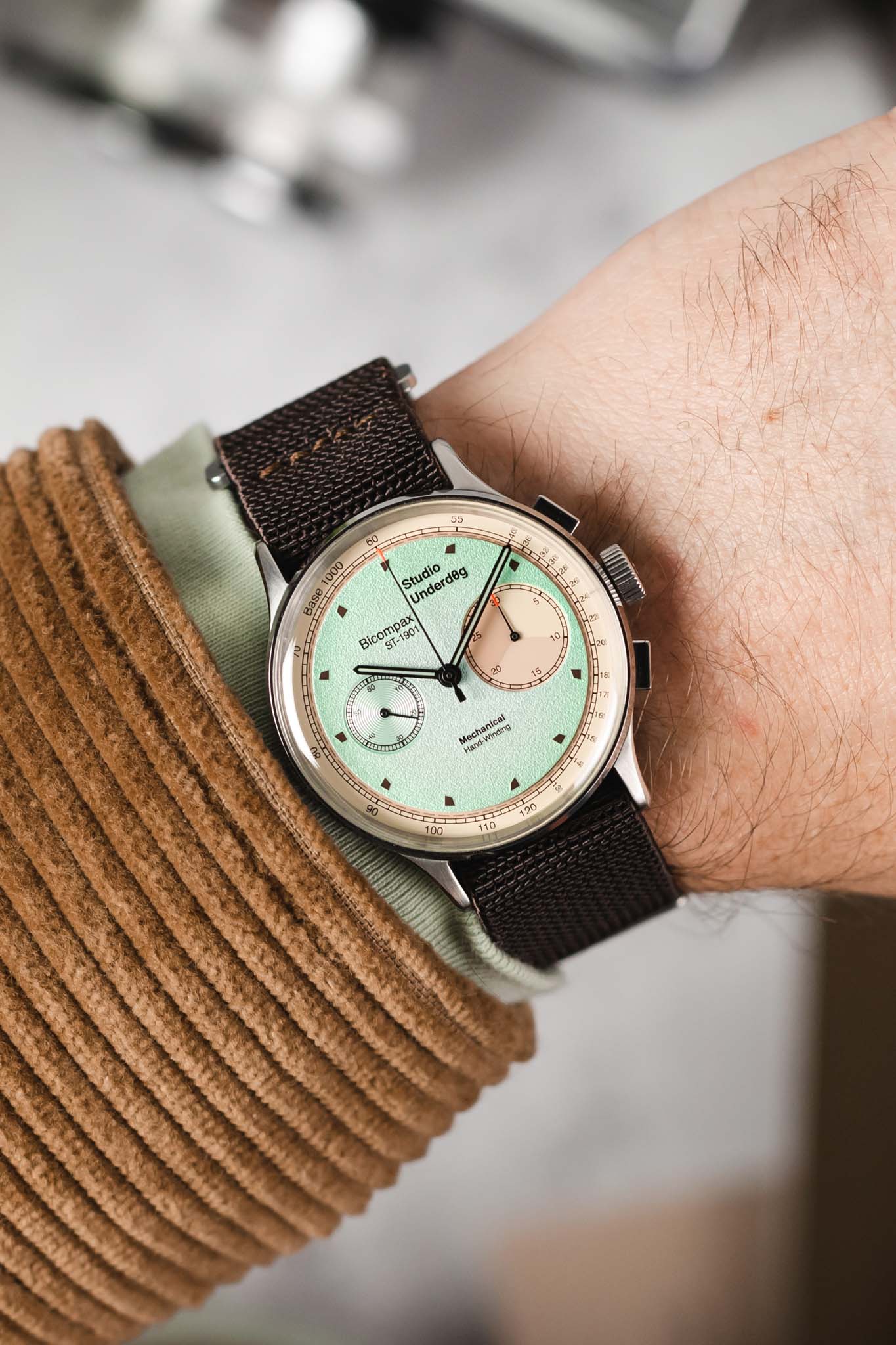 Erika's Originals HAVANA MN™ Strap in FULL BROWN - BRUSHED Hardware - Image 2