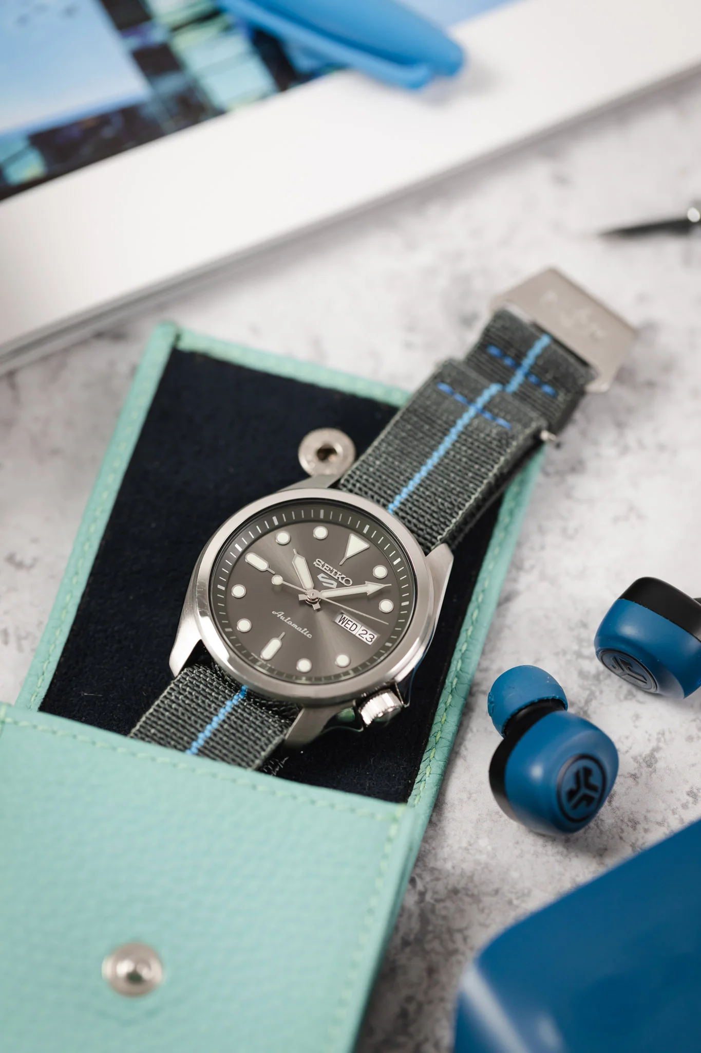 Erika's Originals MIRAGE MN™ Strap with TURQUOISE Centerline - BRUSHED Hardware - Image 4