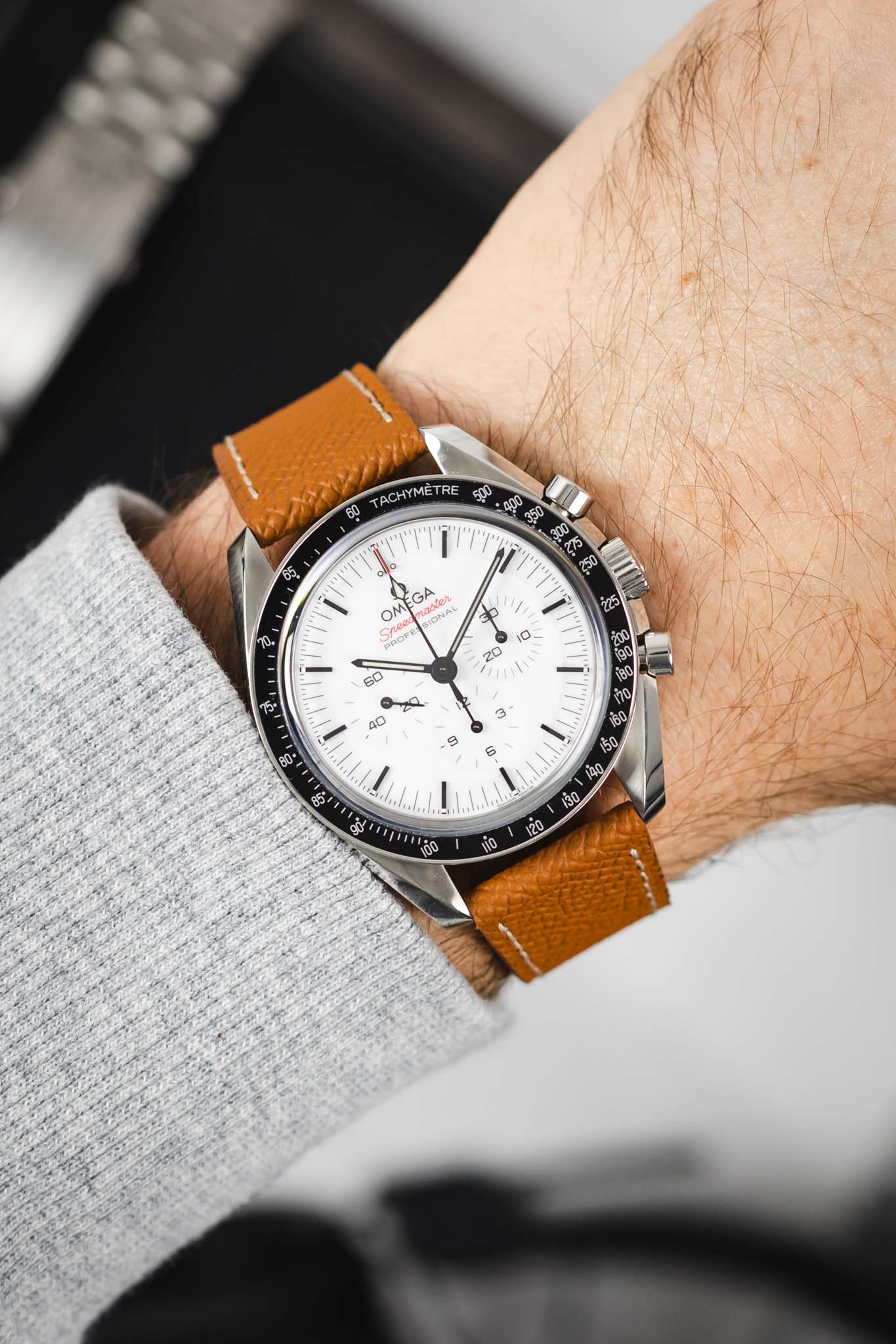 Flat Epsom Calfskin Watch Strap in Cognac - Image 2