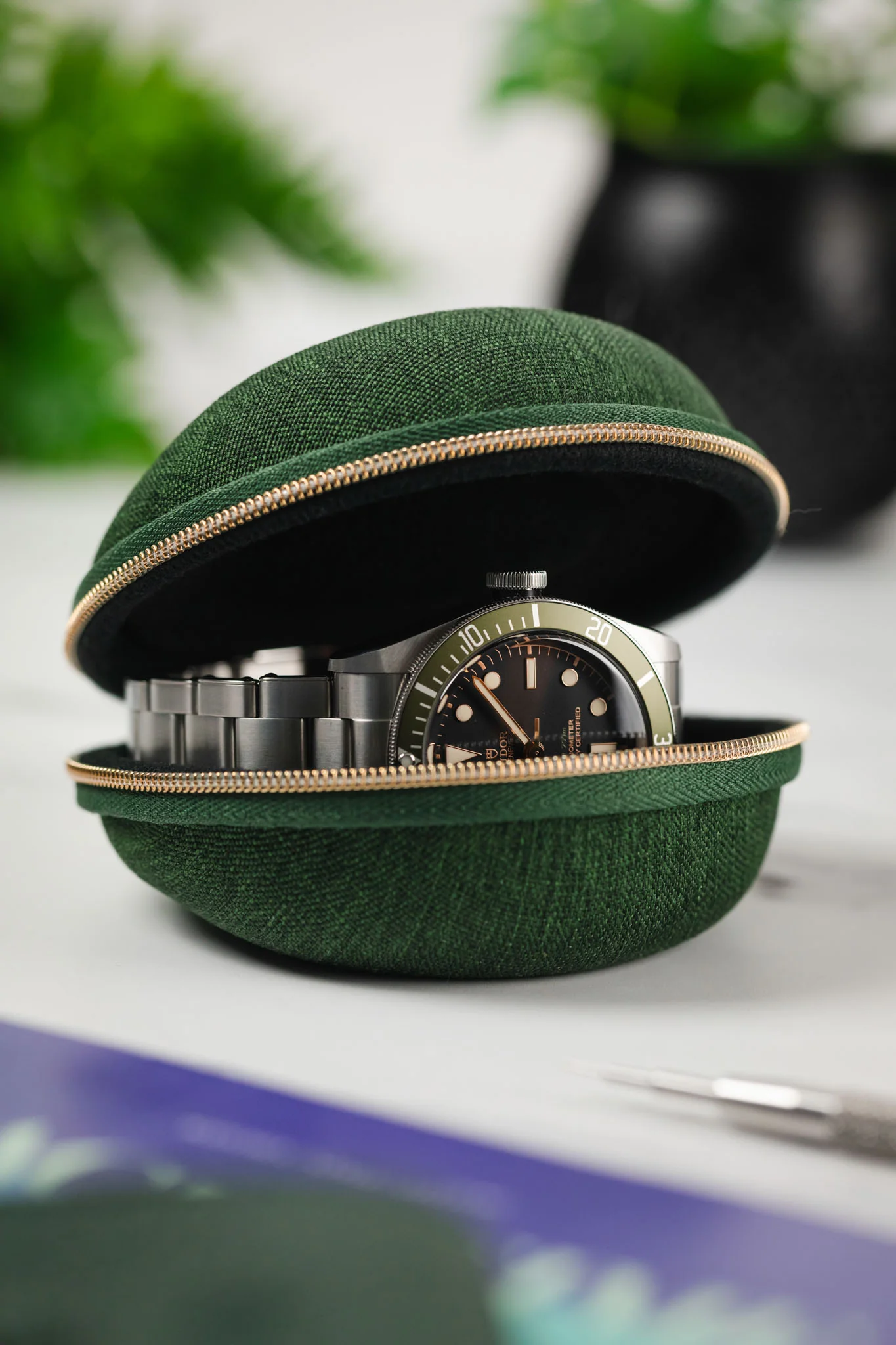 Oyster - 1 Watch Travel Case - Forest Green - Image 2
