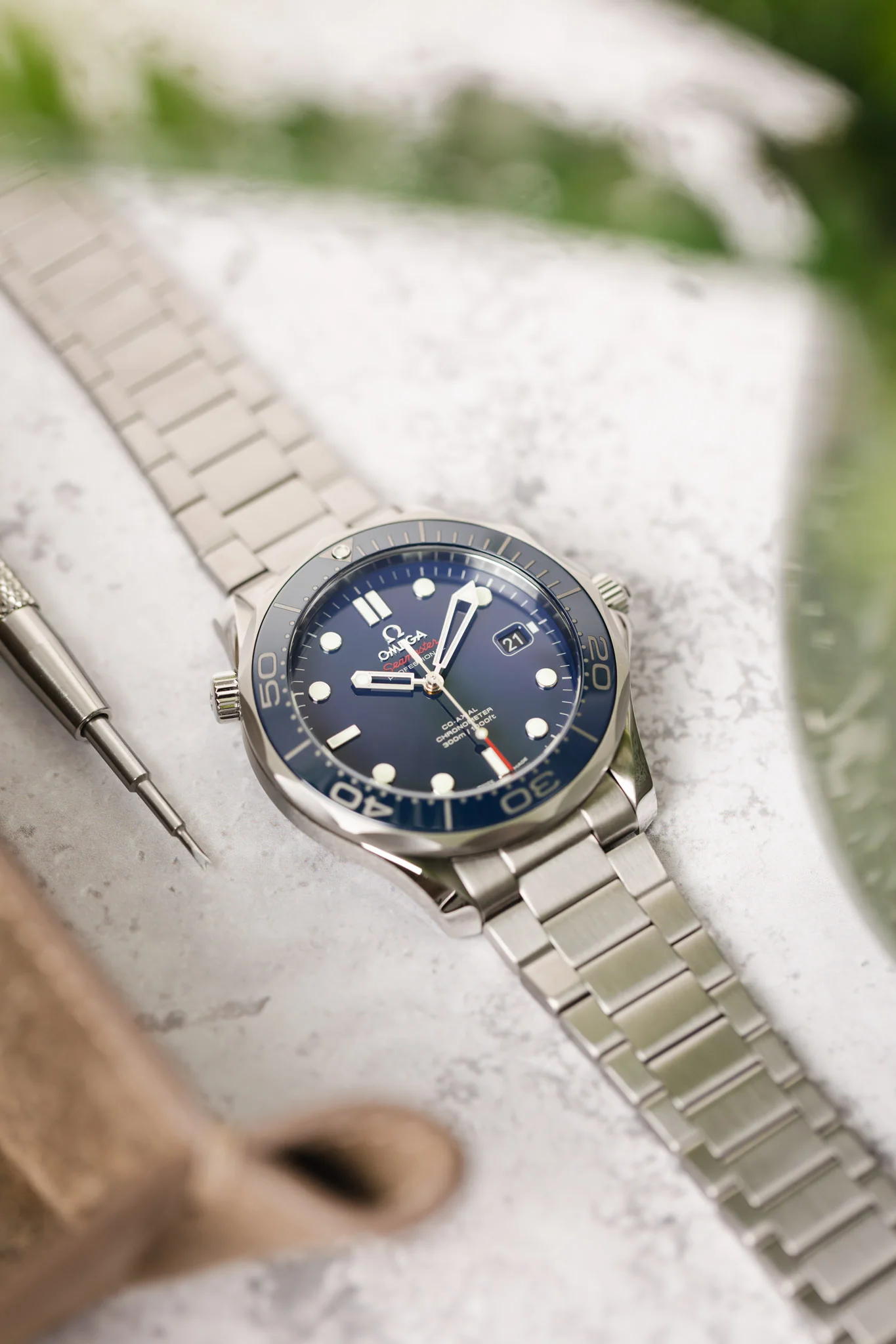 Forstner CONTEMPORARY FLAT LINK Bracelet for OMEGA Seamaster - Brushed - Image 4