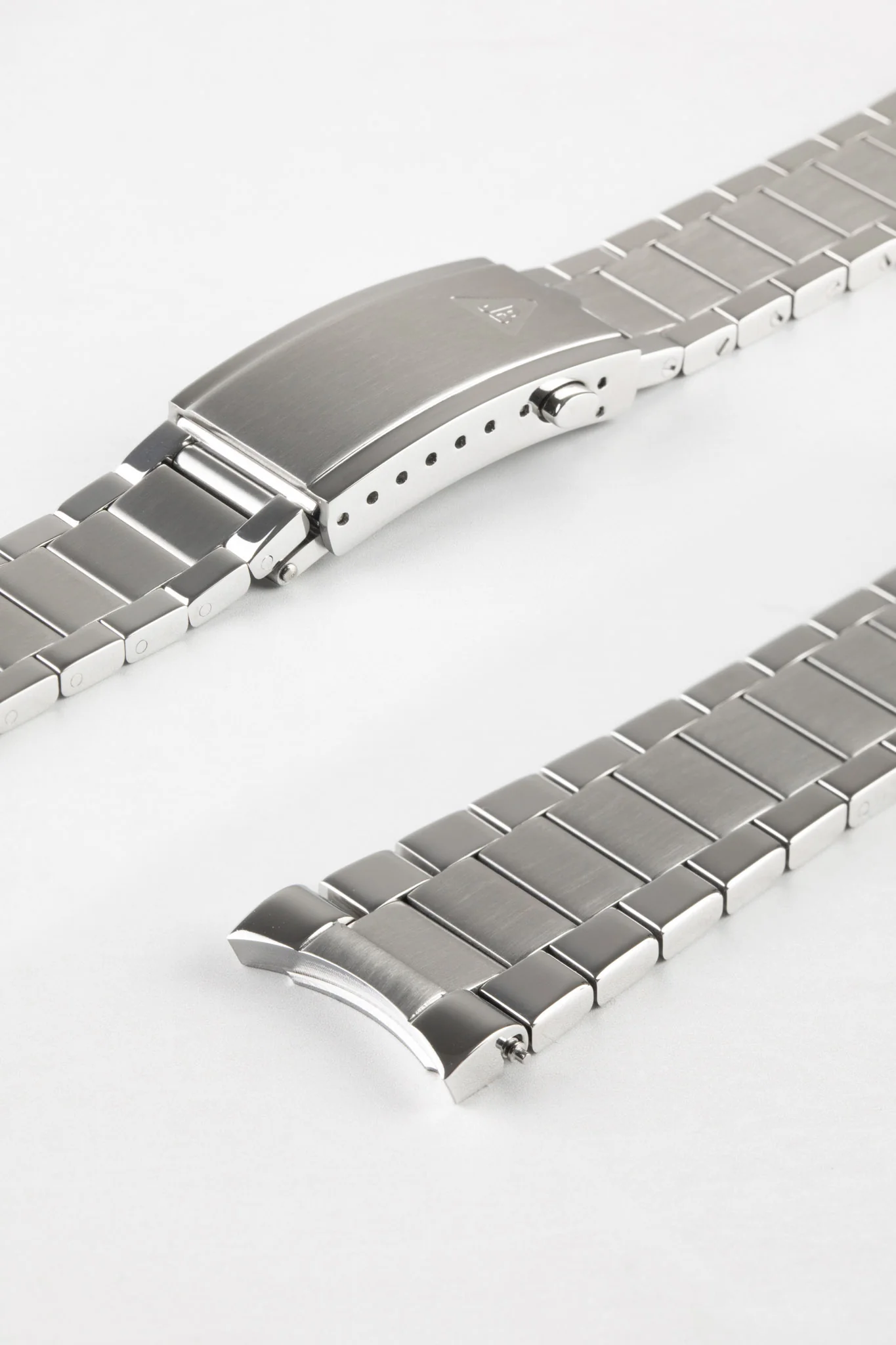 Forstner CONTEMPORARY FLAT LINK Stainless Steel Watch Bracelet with Push-Button Clasp for OMEGA Seamaster - POLISHED/BRUSHED - Image 5