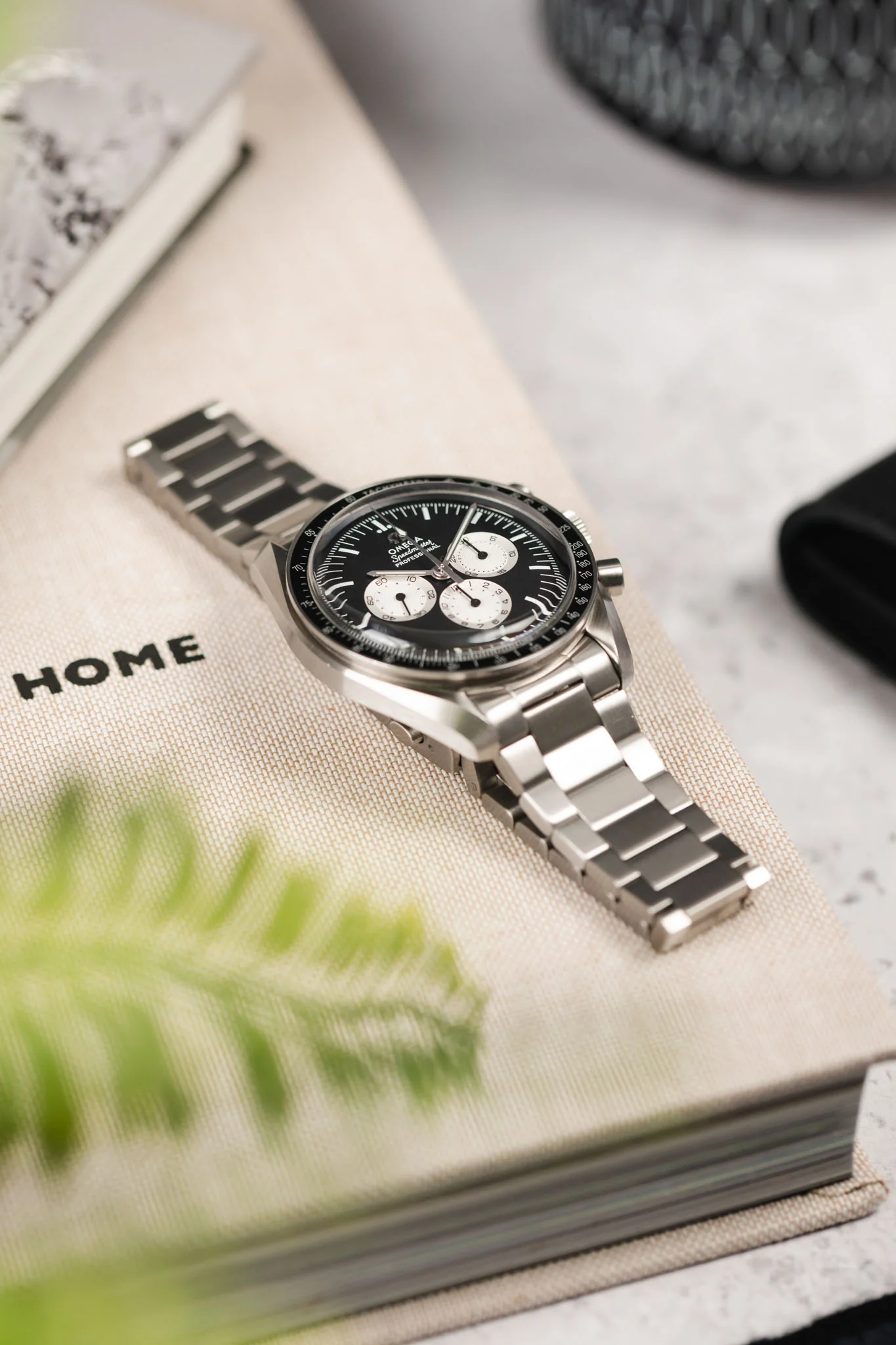 Forstner CONTEMPORARY FLAT LINK Stainless Steel Watch Bracelet with Push-Button Clasp for OMEGA Speedmaster - FULLY BRUSHED - Image 4