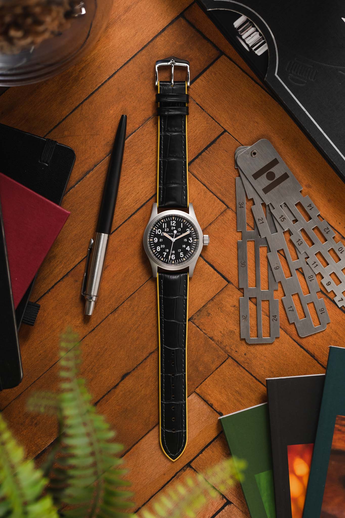Hirsch ANDY Alligator Embossed Performance Watch Strap in BLACK / YELLOW - Image 6