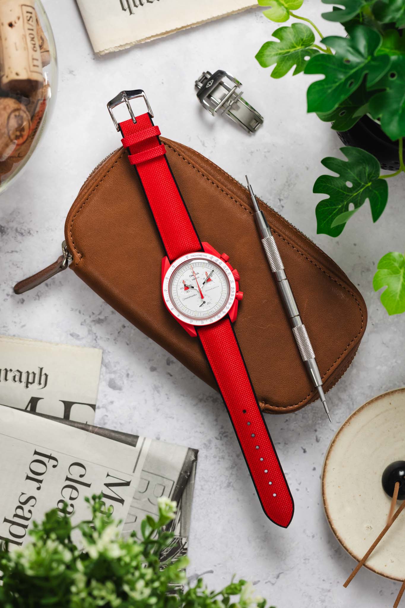 Hirsch ARNE Animal-Free Sailcloth Effect Performance Watch Strap - RED - Image 14