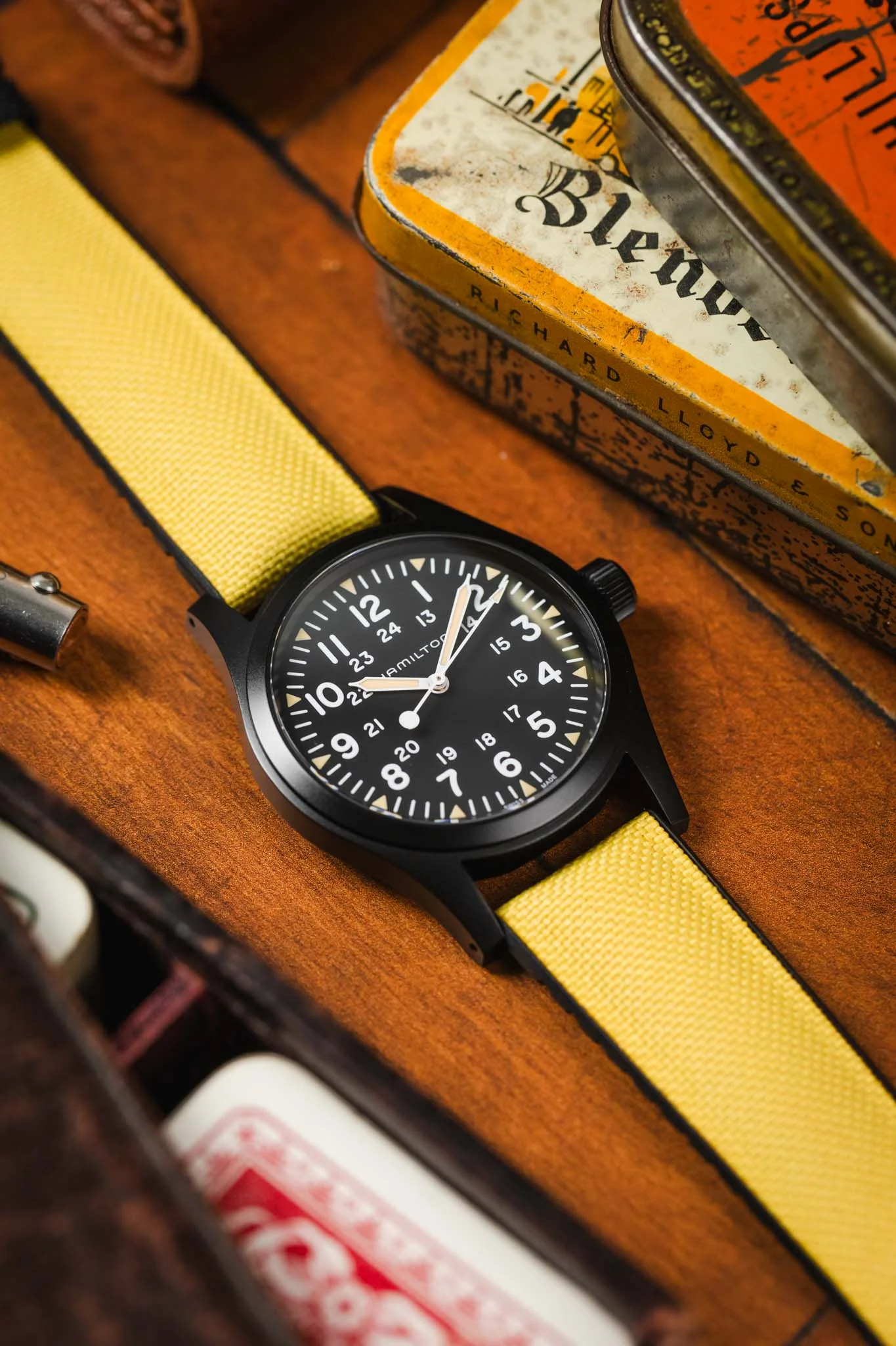 Hirsch ARNE Sailcloth Effect Performance Watch Strap - YELLOW - Image 6