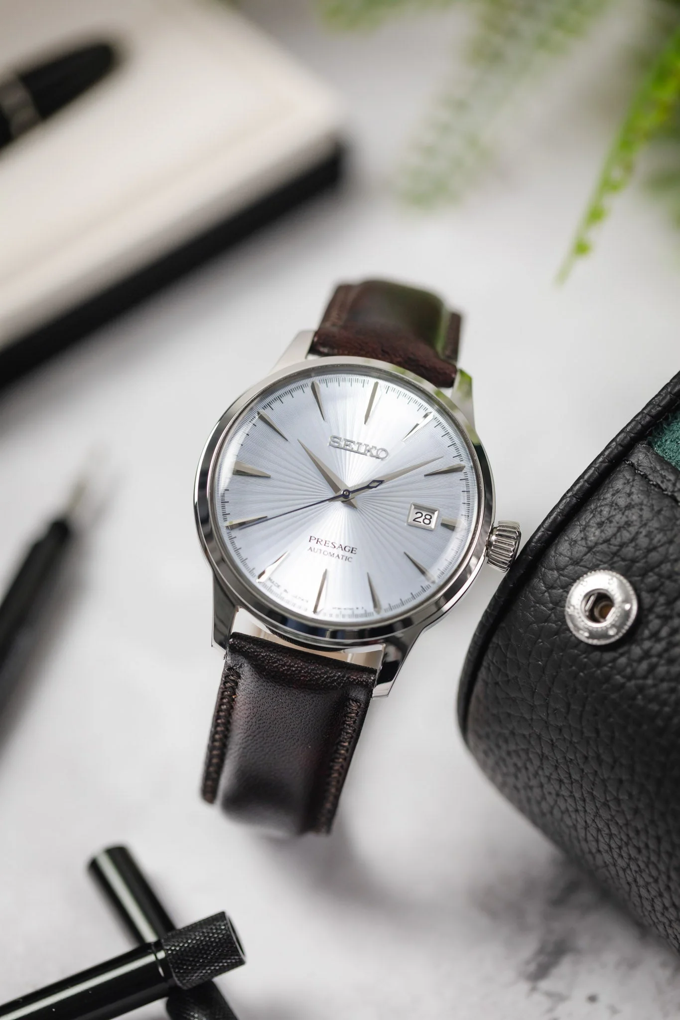 Hirsch ASCOT English Leather Watch Strap in BROWN - Image 4