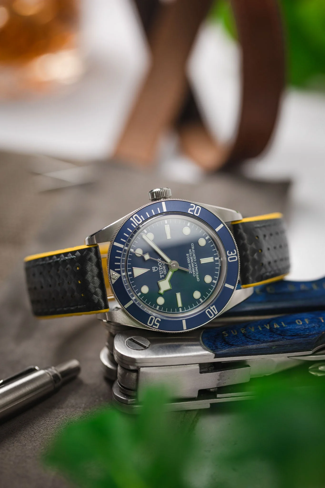 Hirsch AYRTON Carbon Embossed Performance Watch Strap in BLACK / YELLOW - Image 4