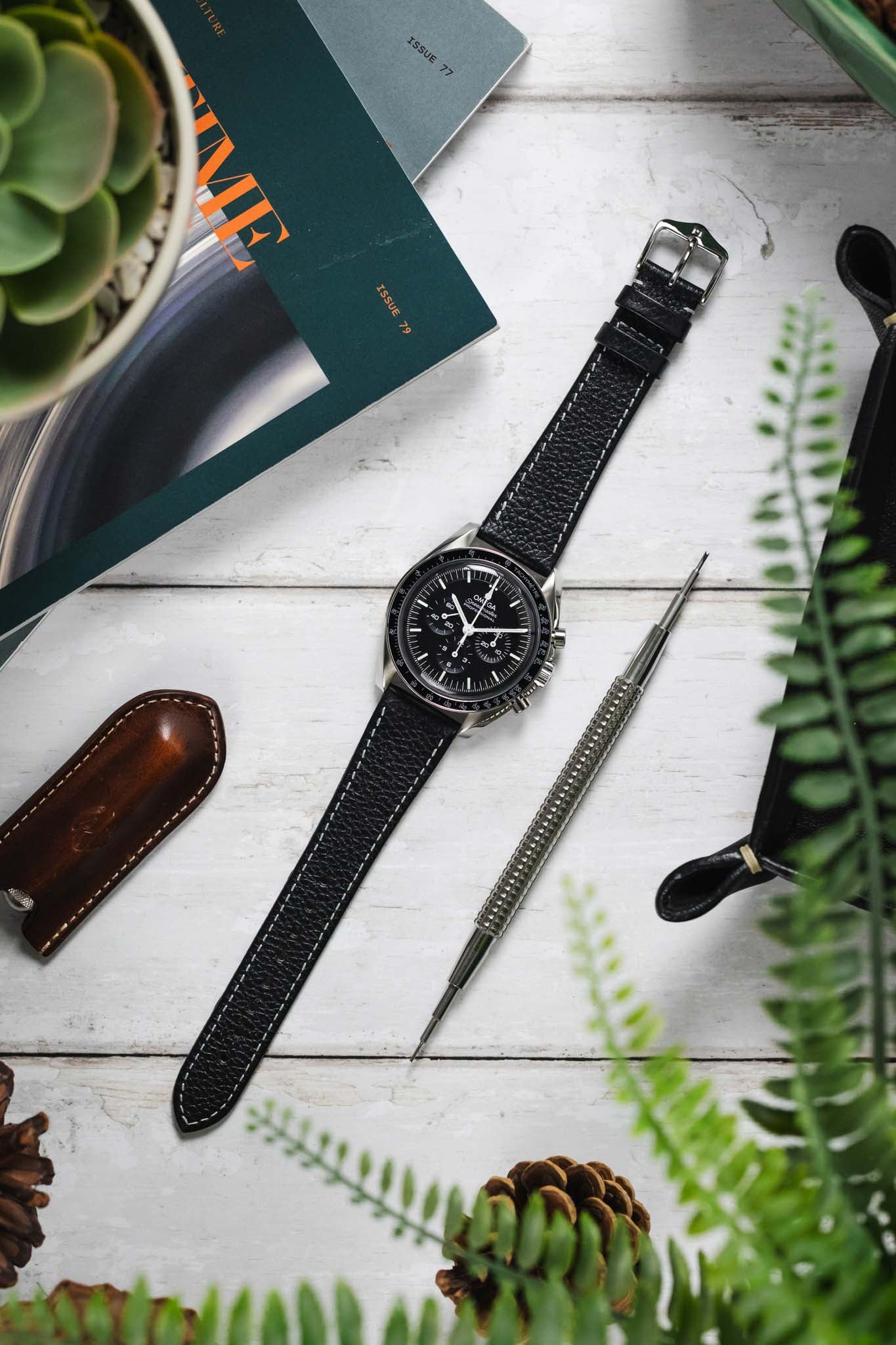 Hirsch BOLOGNA Quick-Release French-Style Textured Leather Watch Strap in BLACK - Image 12