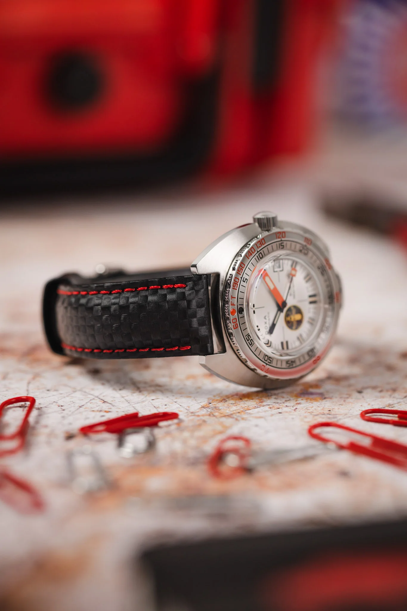 Hirsch CARBON Embossed Water-Resistant Leather Watch Strap in BLACK/RED - Image 4