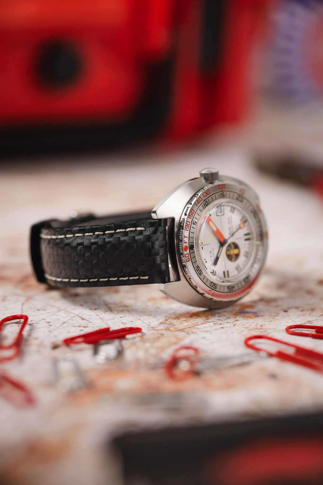 Hirsch CARBON Black Embossed Water-Resistant Leather Watch Strap - Image 4