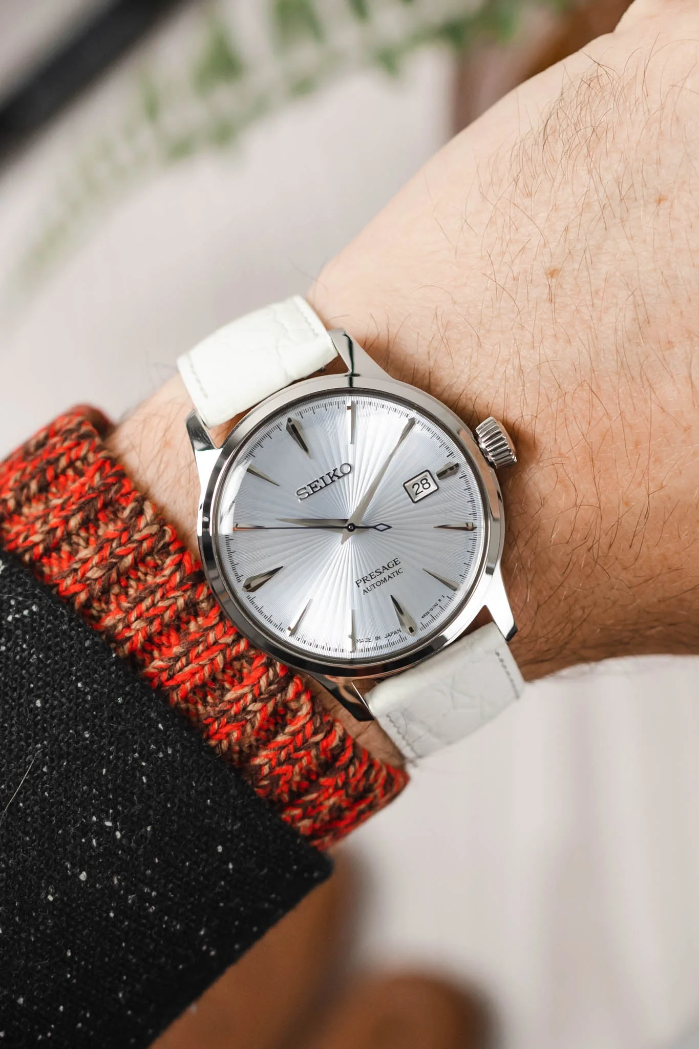 Hirsch CROCOGRAIN Crocodile Embossed Leather Watch Strap in WHITE - Image 2