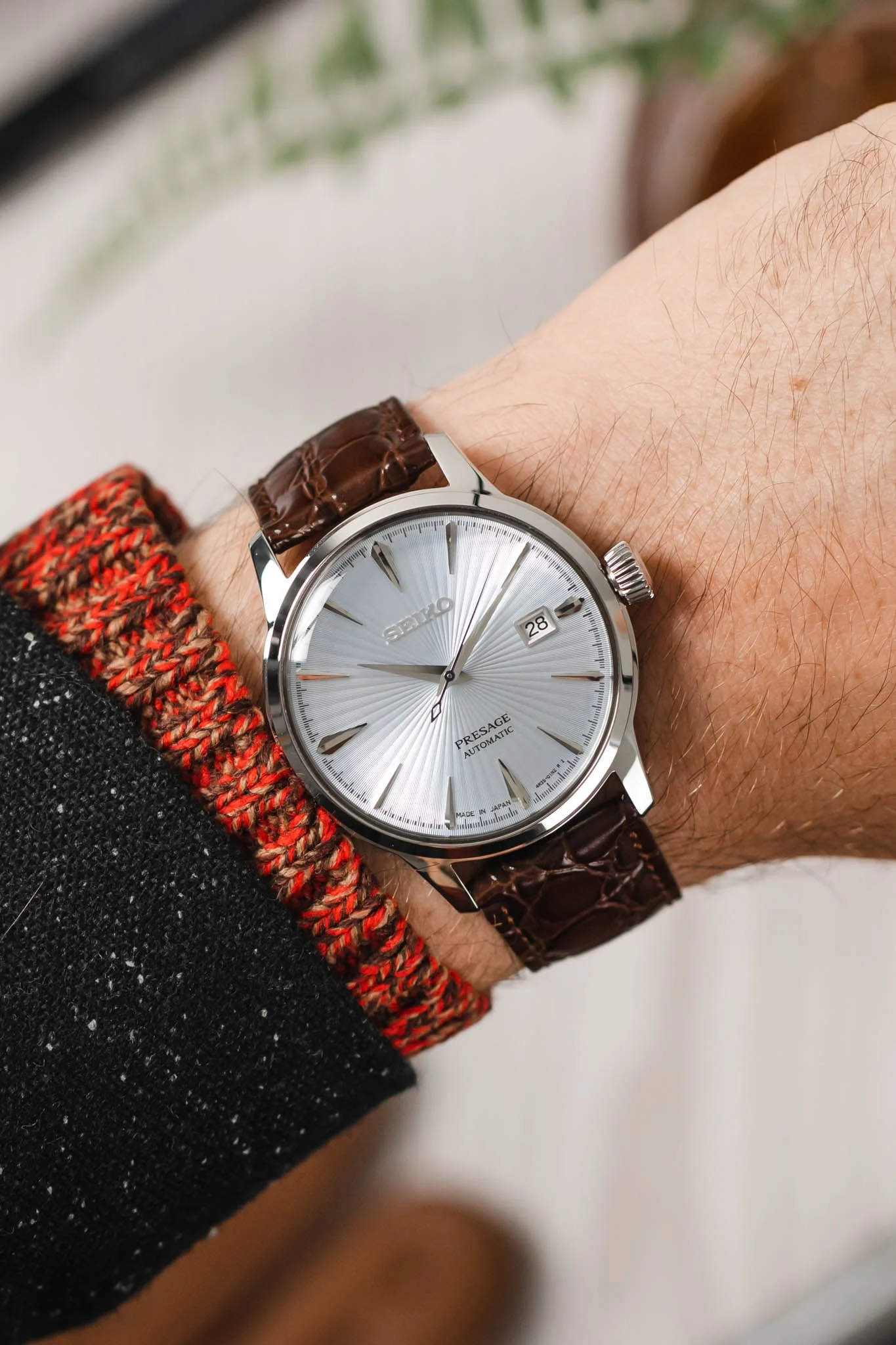 Hirsch CROCOGRAIN NQR Crocodile Embossed Leather Watch Strap in BROWN - Image 2
